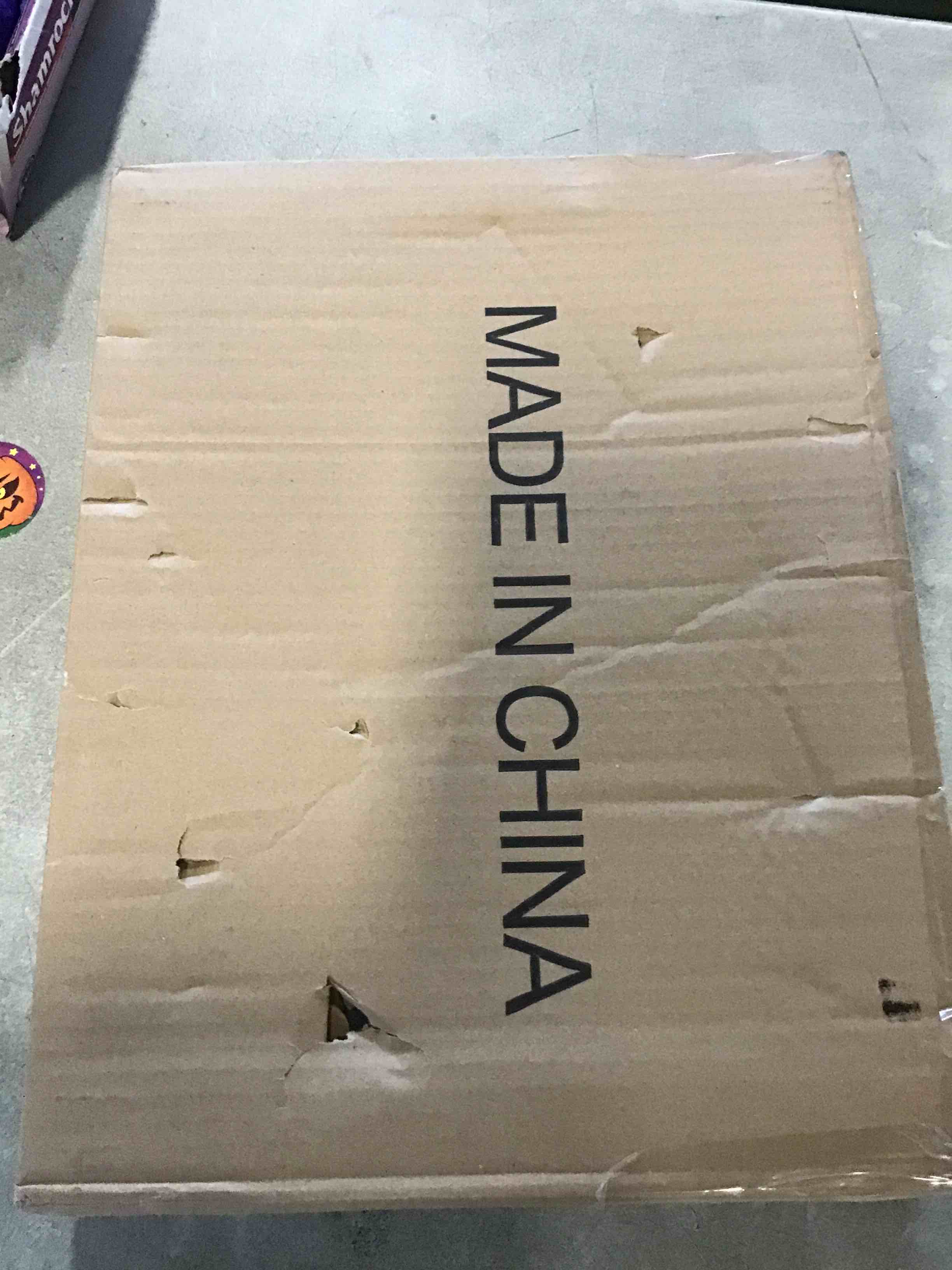 https://s3.amazonaws.com/lotting-images-prod/bidfta/PNK2158120_1735848877478.jpeg