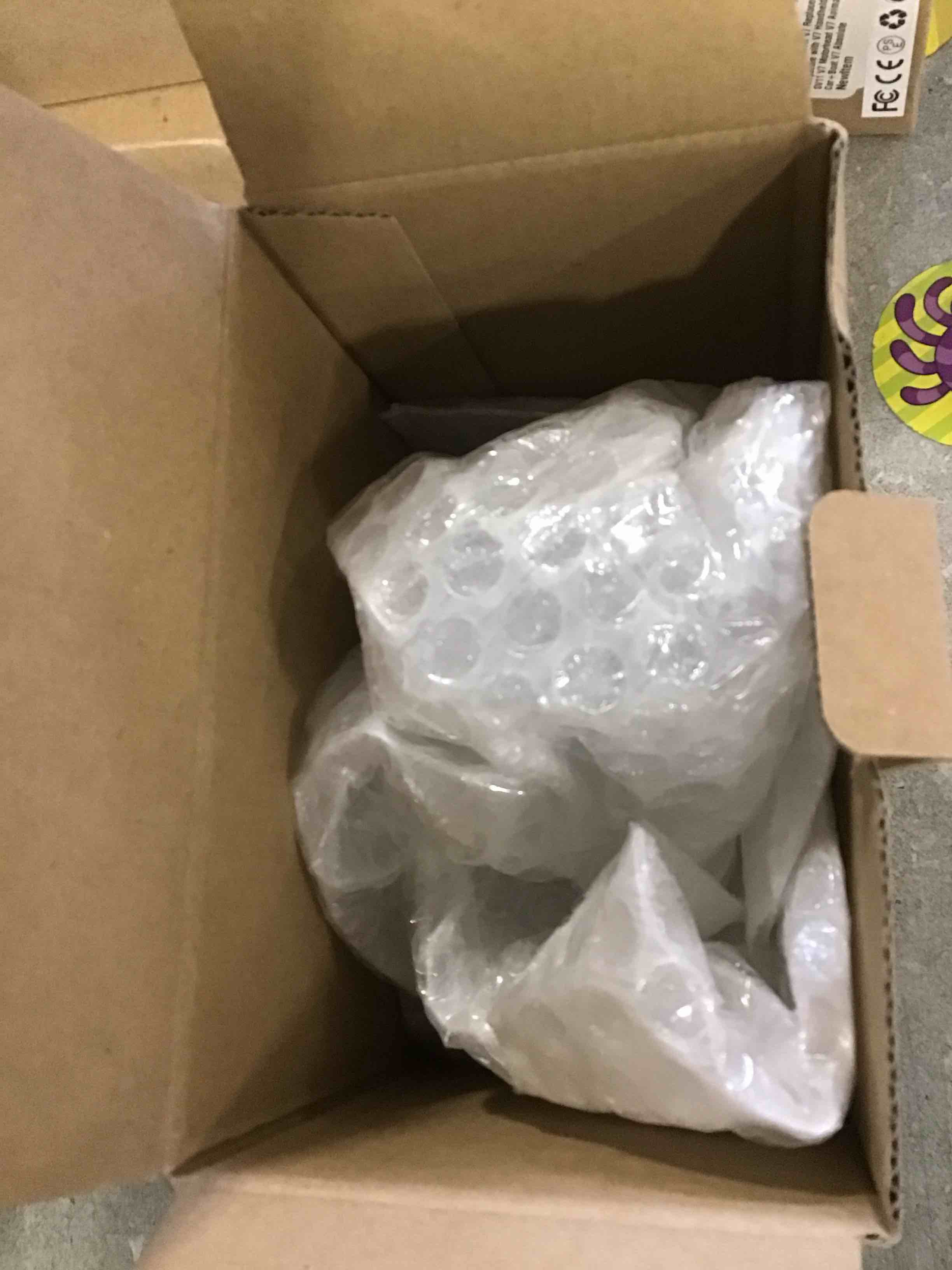 https://s3.amazonaws.com/lotting-images-prod/bidfta/PNK2158884_1736368198620.jpeg