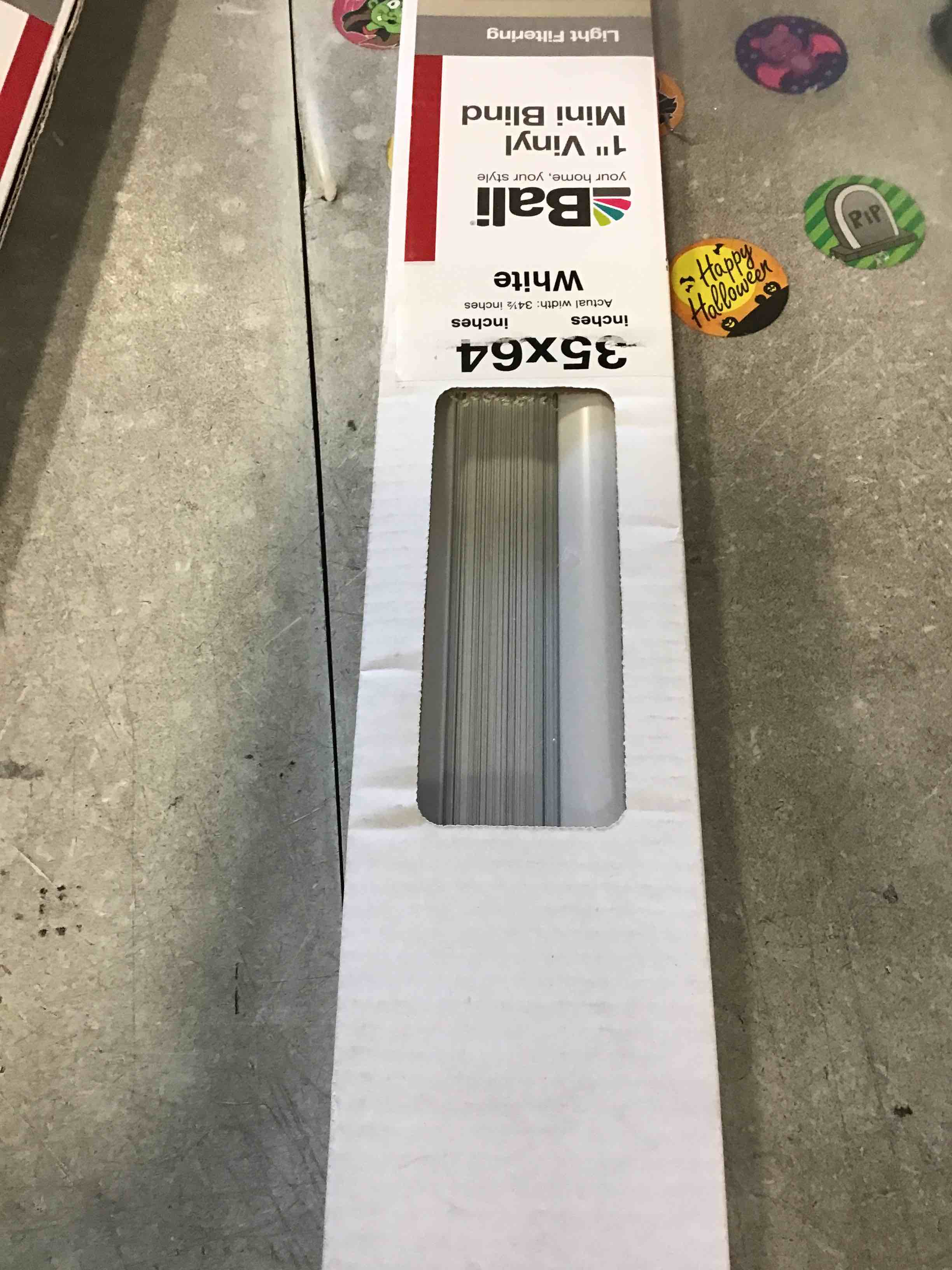 https://s3.amazonaws.com/lotting-images-prod/bidfta/PNK2159576_1736784176216.jpeg