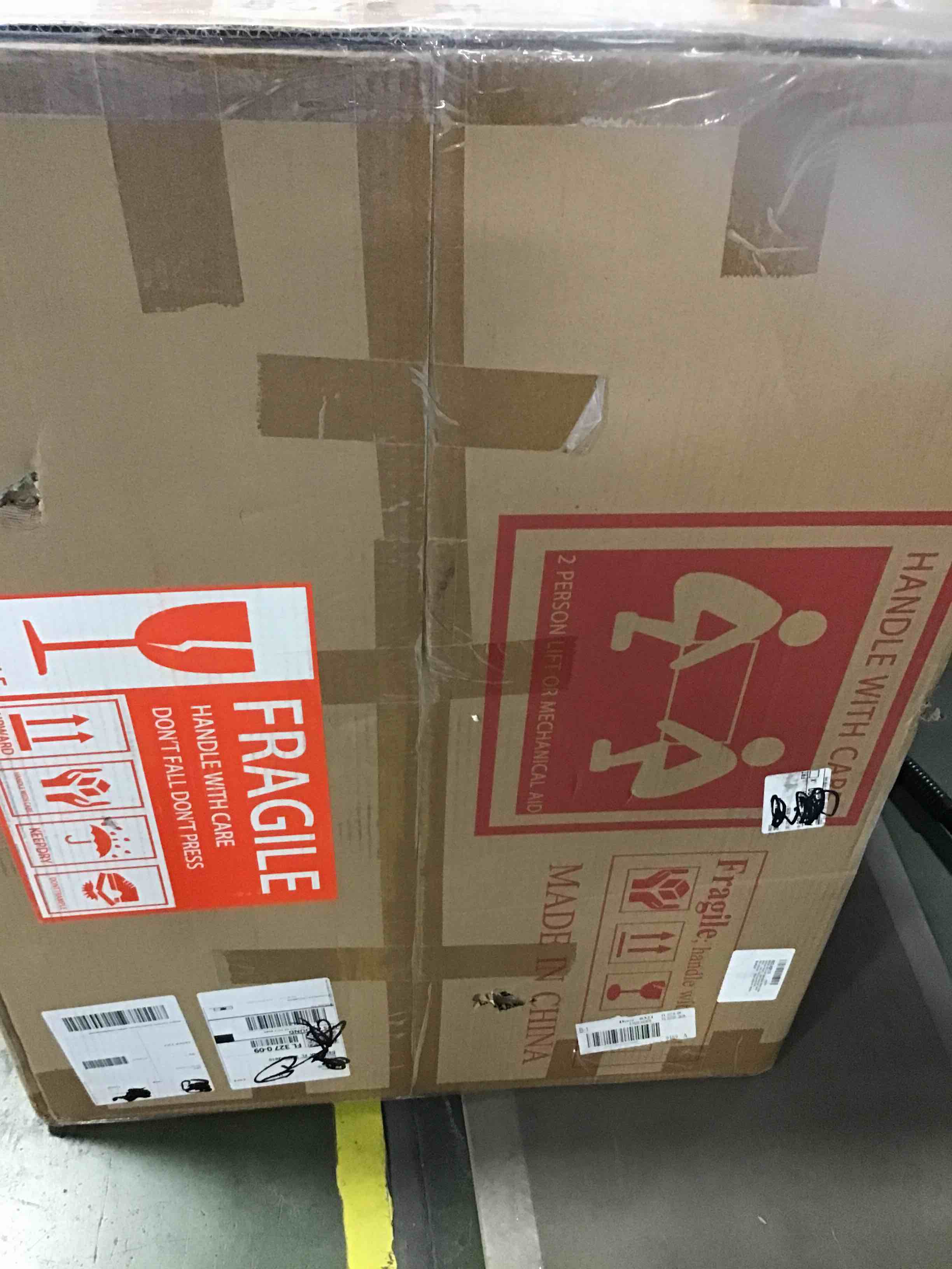 https://s3.amazonaws.com/lotting-images-prod/bidfta/PNK2160074_1736951783756.jpeg