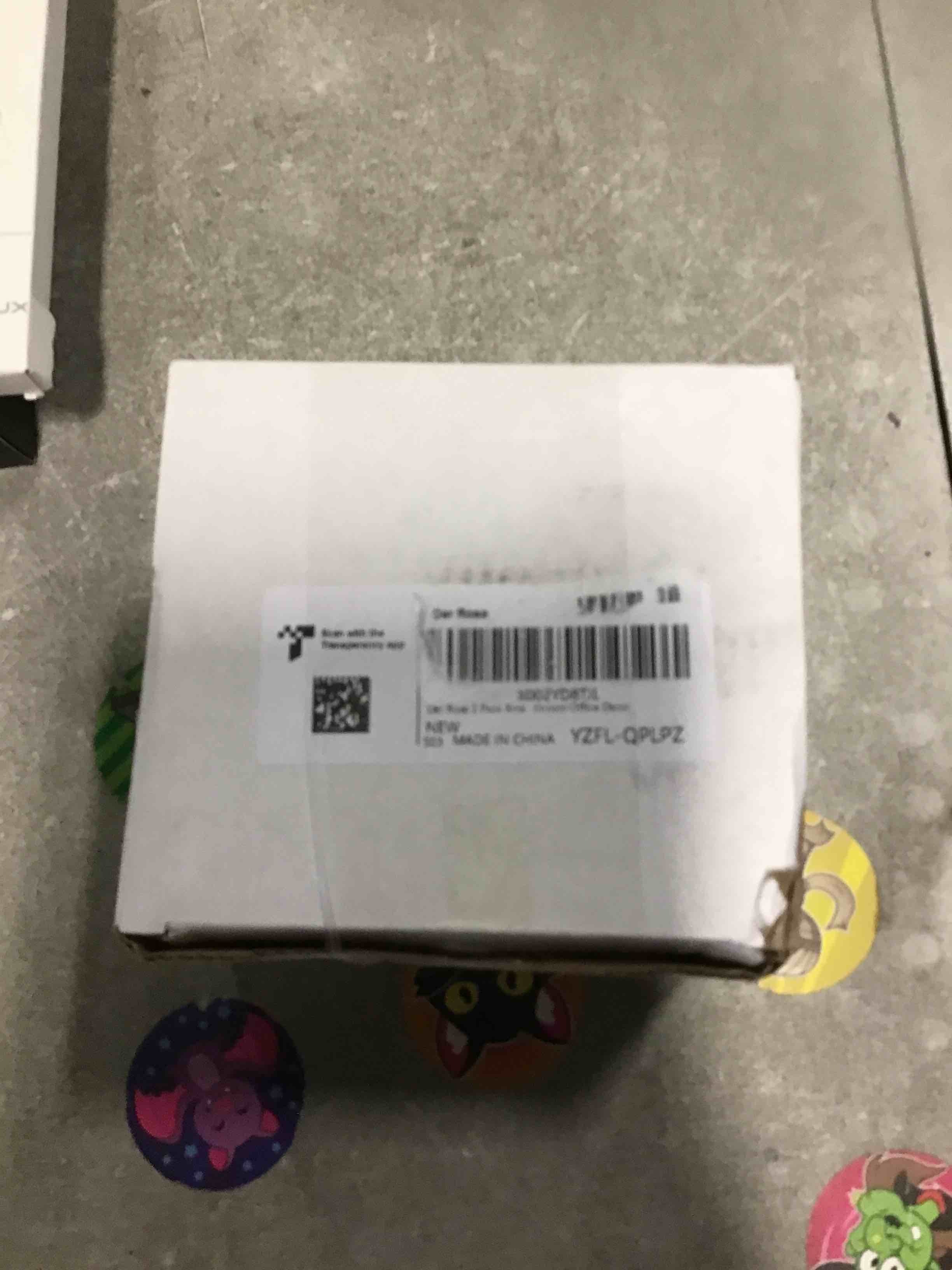 https://s3.amazonaws.com/lotting-images-prod/bidfta/PNK2160506_1737121308397.jpeg
