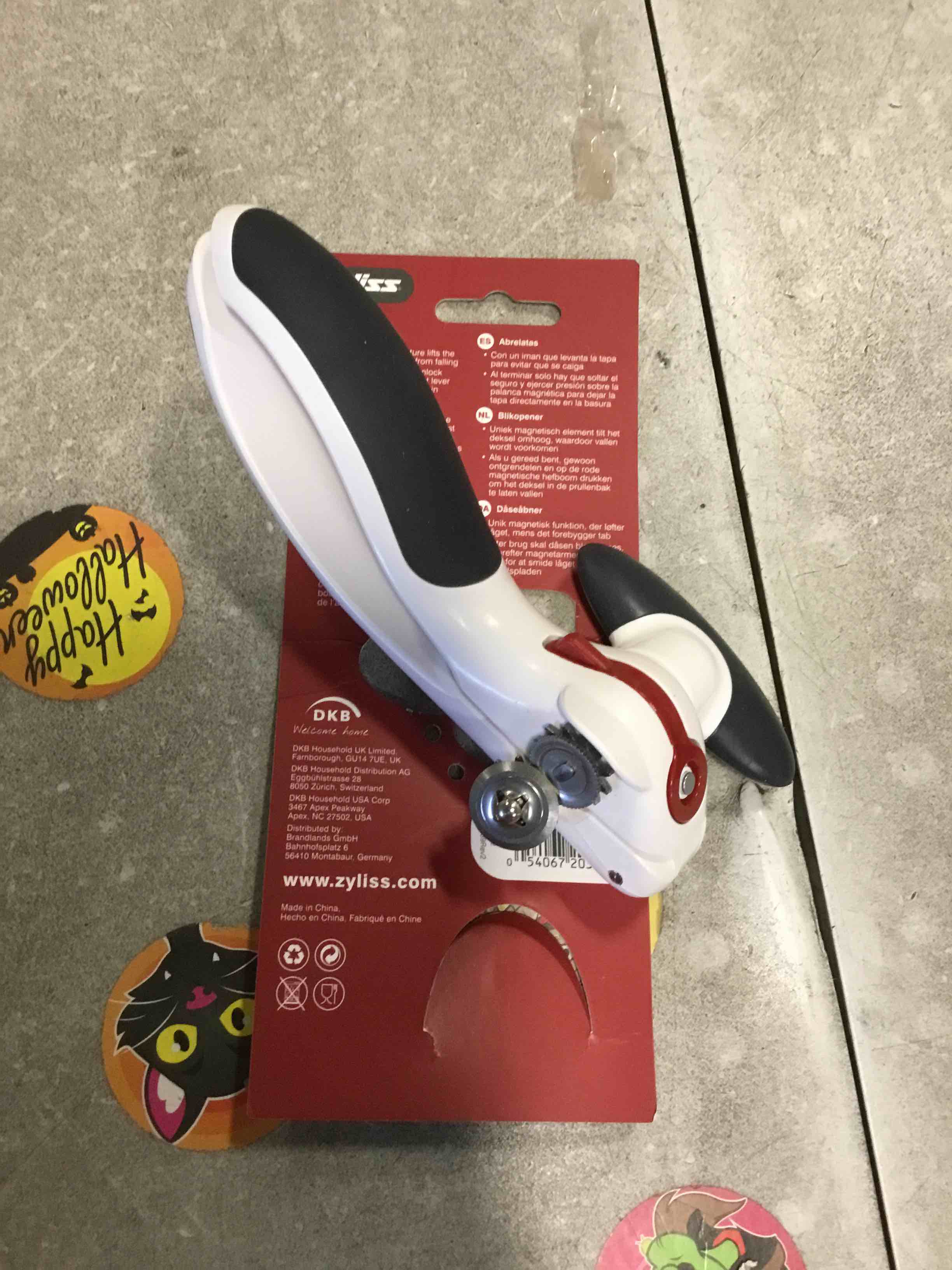 https://s3.amazonaws.com/lotting-images-prod/bidfta/PNK2160923_1737403178359.jpeg