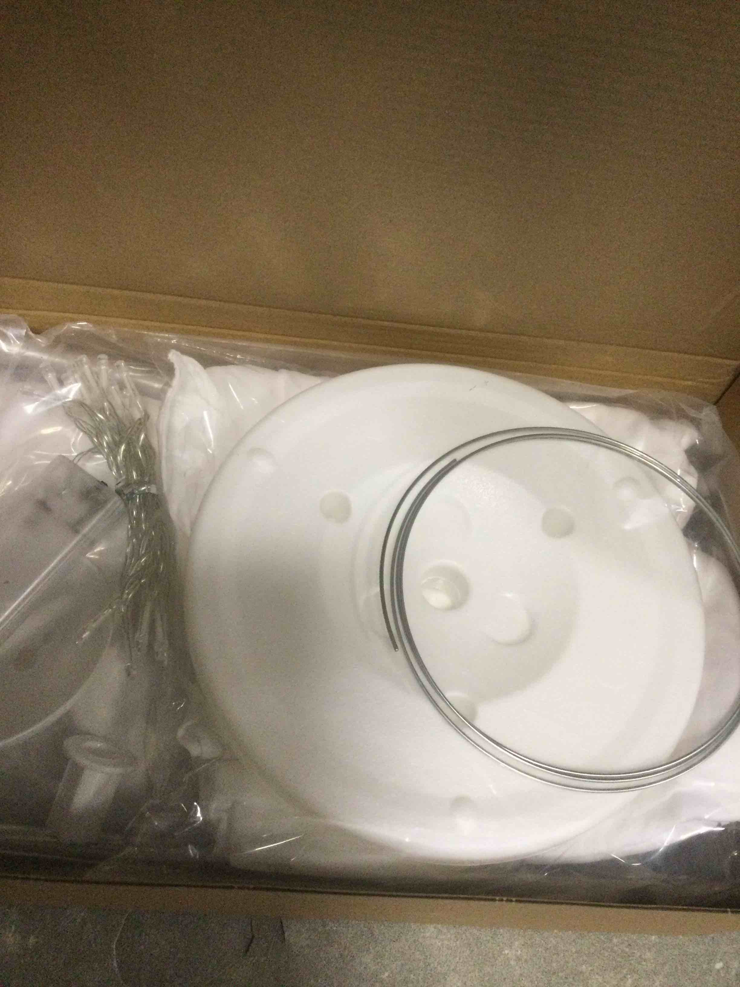 https://s3.amazonaws.com/lotting-images-prod/bidfta/PNK2162575_1737636897595.jpeg
