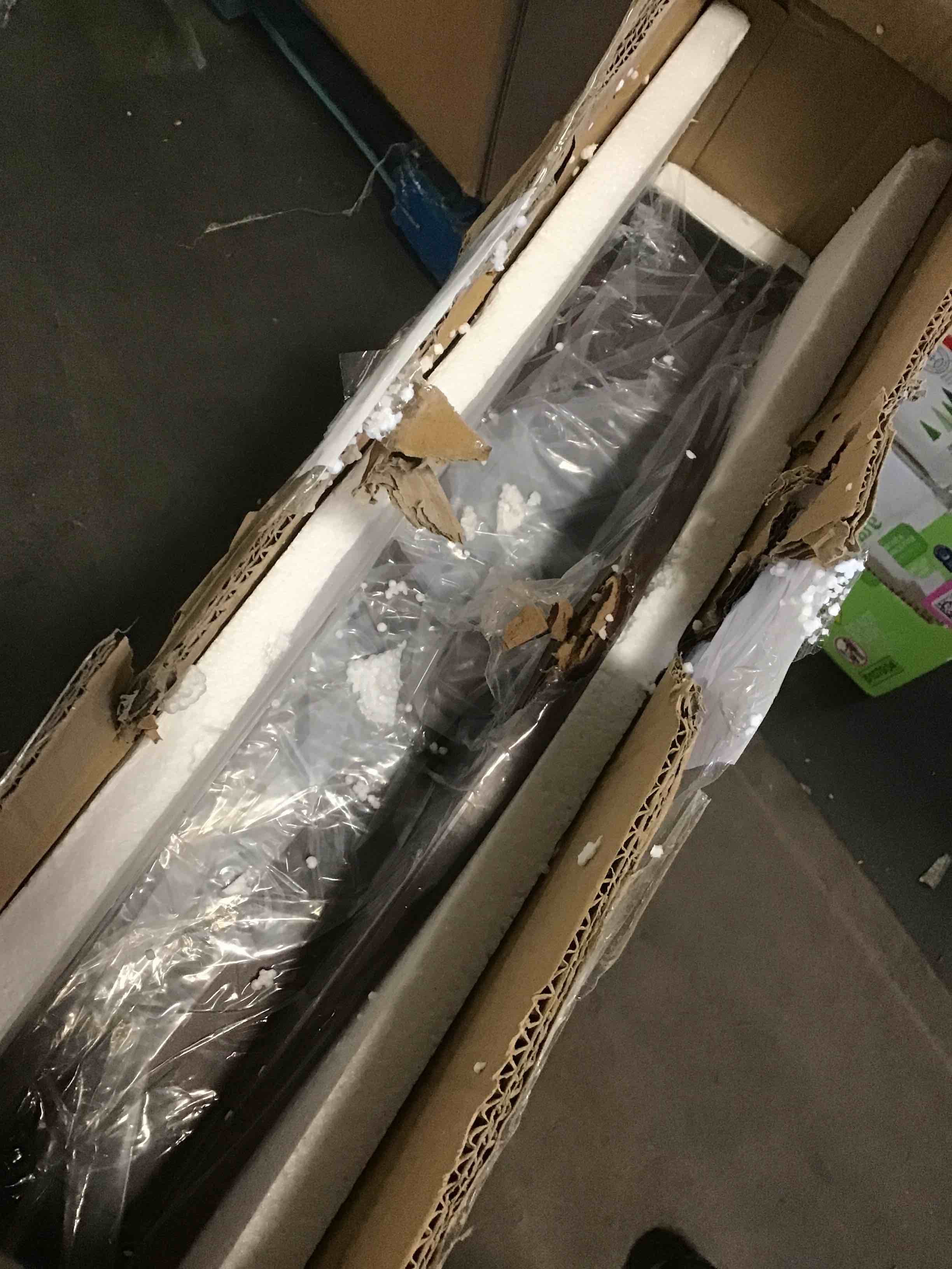 https://s3.amazonaws.com/lotting-images-prod/bidfta/PNK2163881_1738095481961.jpeg