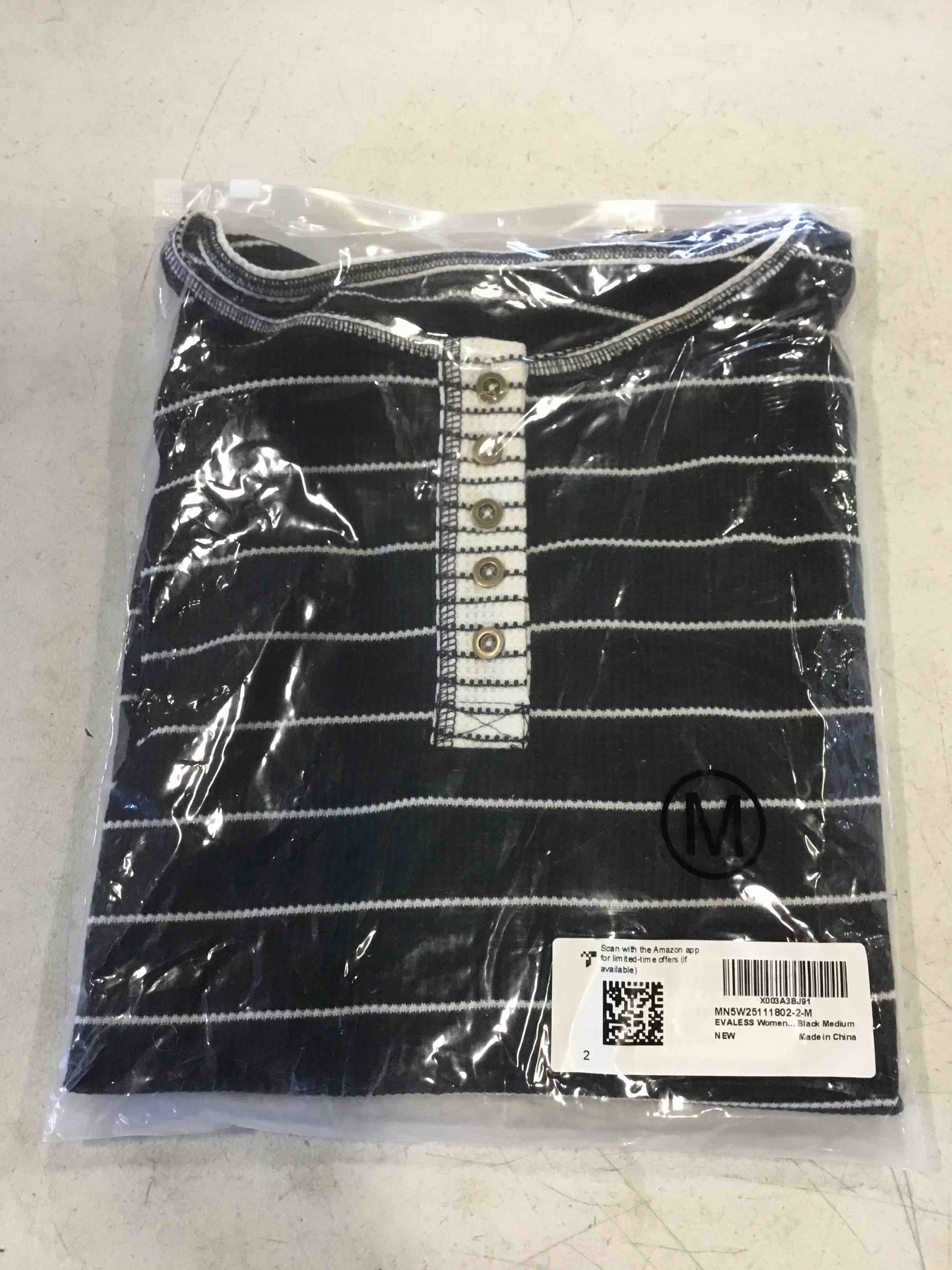https://s3.amazonaws.com/lotting-images-prod/bidfta/PNK2165749_1736784359617.jpeg