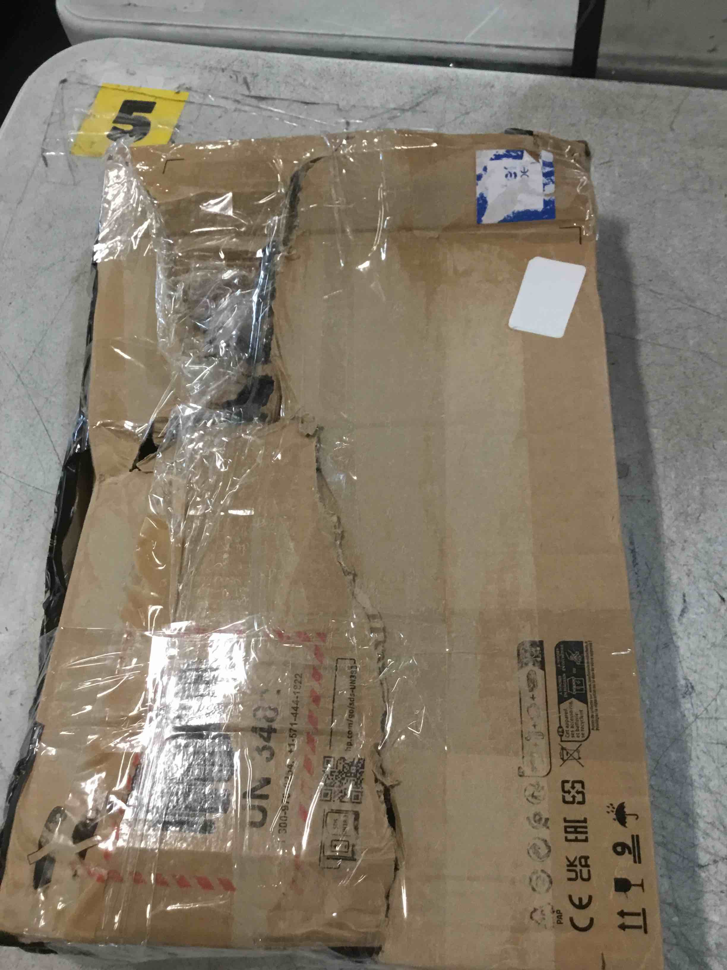 https://s3.amazonaws.com/lotting-images-prod/bidfta/PNK2167802_1737400909194.jpeg