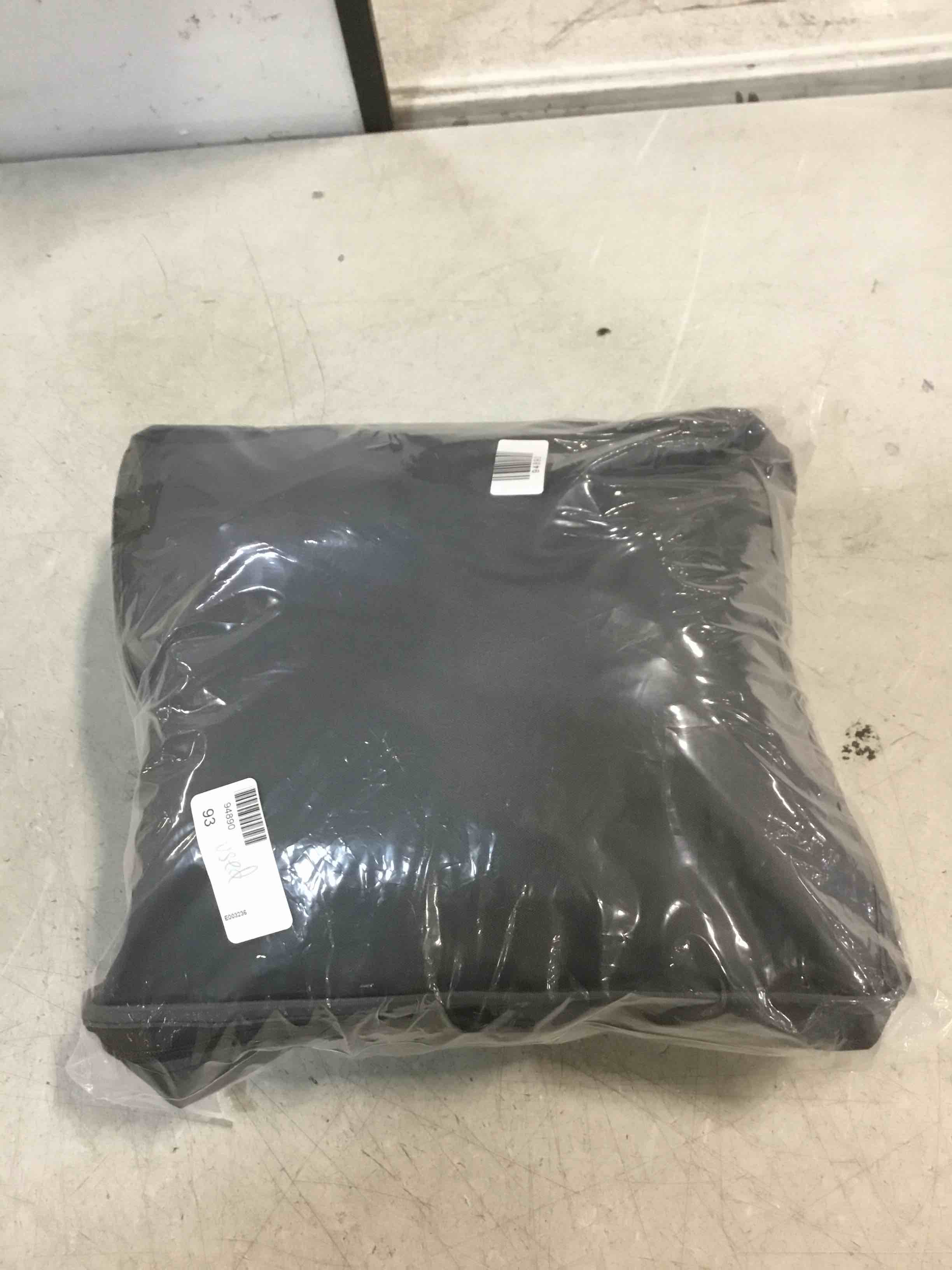 https://s3.amazonaws.com/lotting-images-prod/bidfta/PNK2168048_1737478535731.jpeg