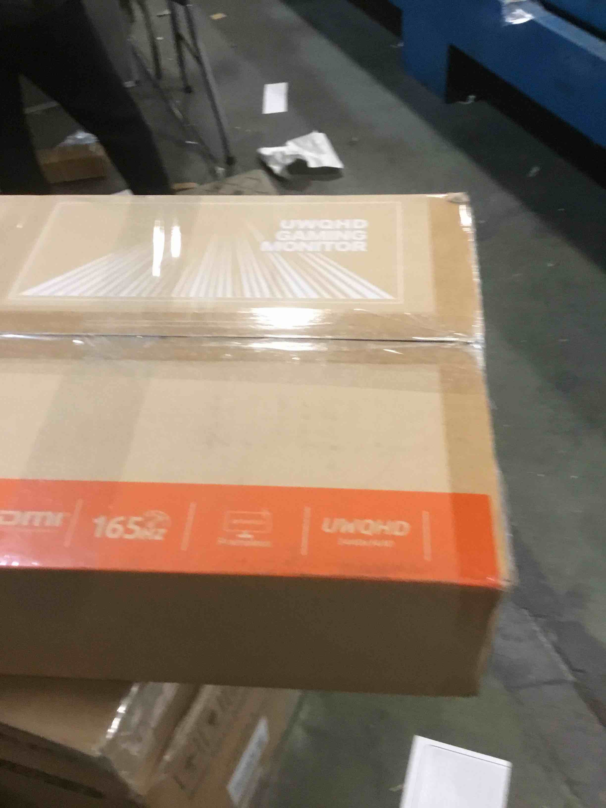 https://s3.amazonaws.com/lotting-images-prod/bidfta/PNK2169129_1737730019227.jpeg