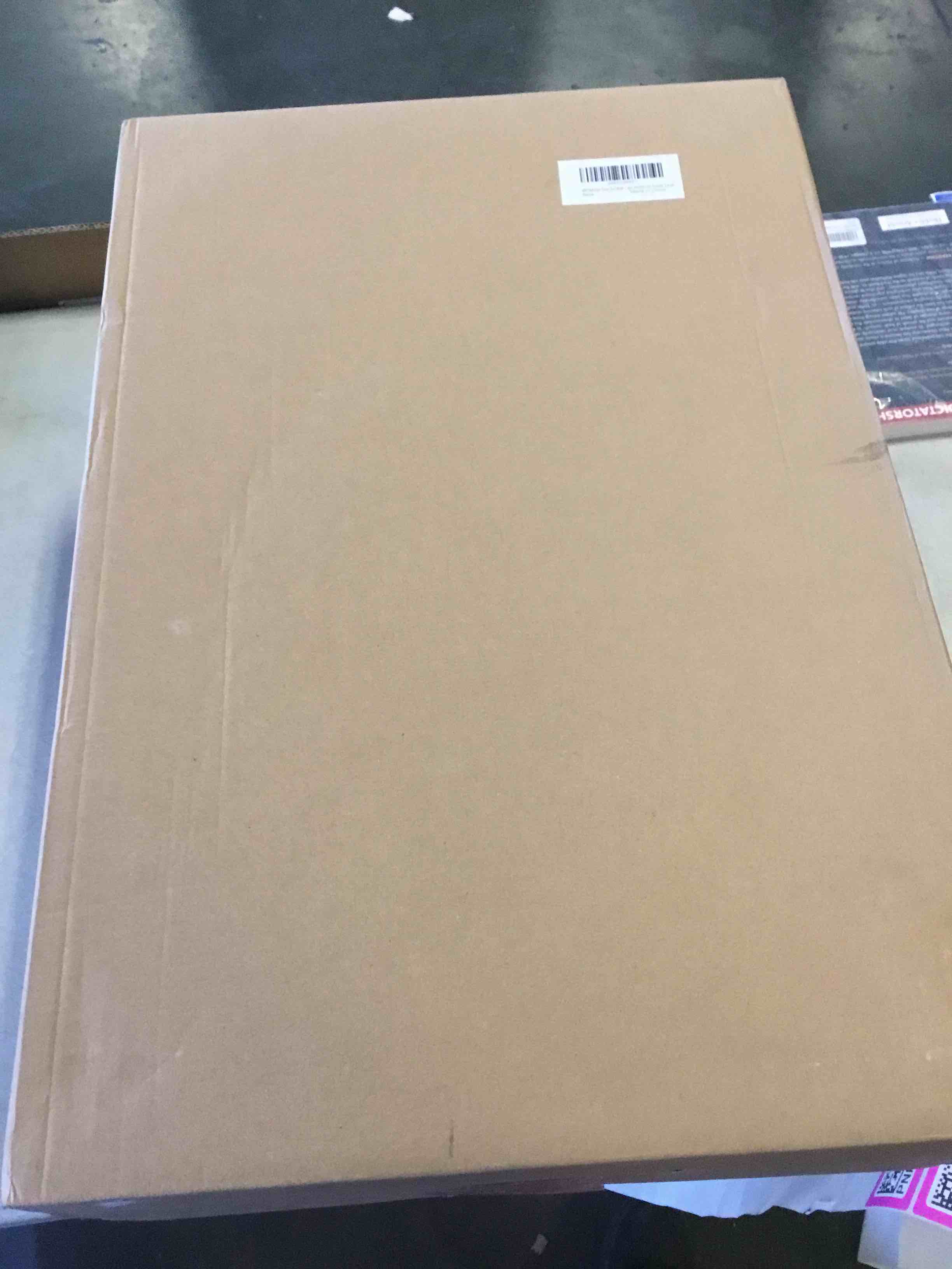 https://s3.amazonaws.com/lotting-images-prod/bidfta/PNK2171601_1737392221191.jpeg