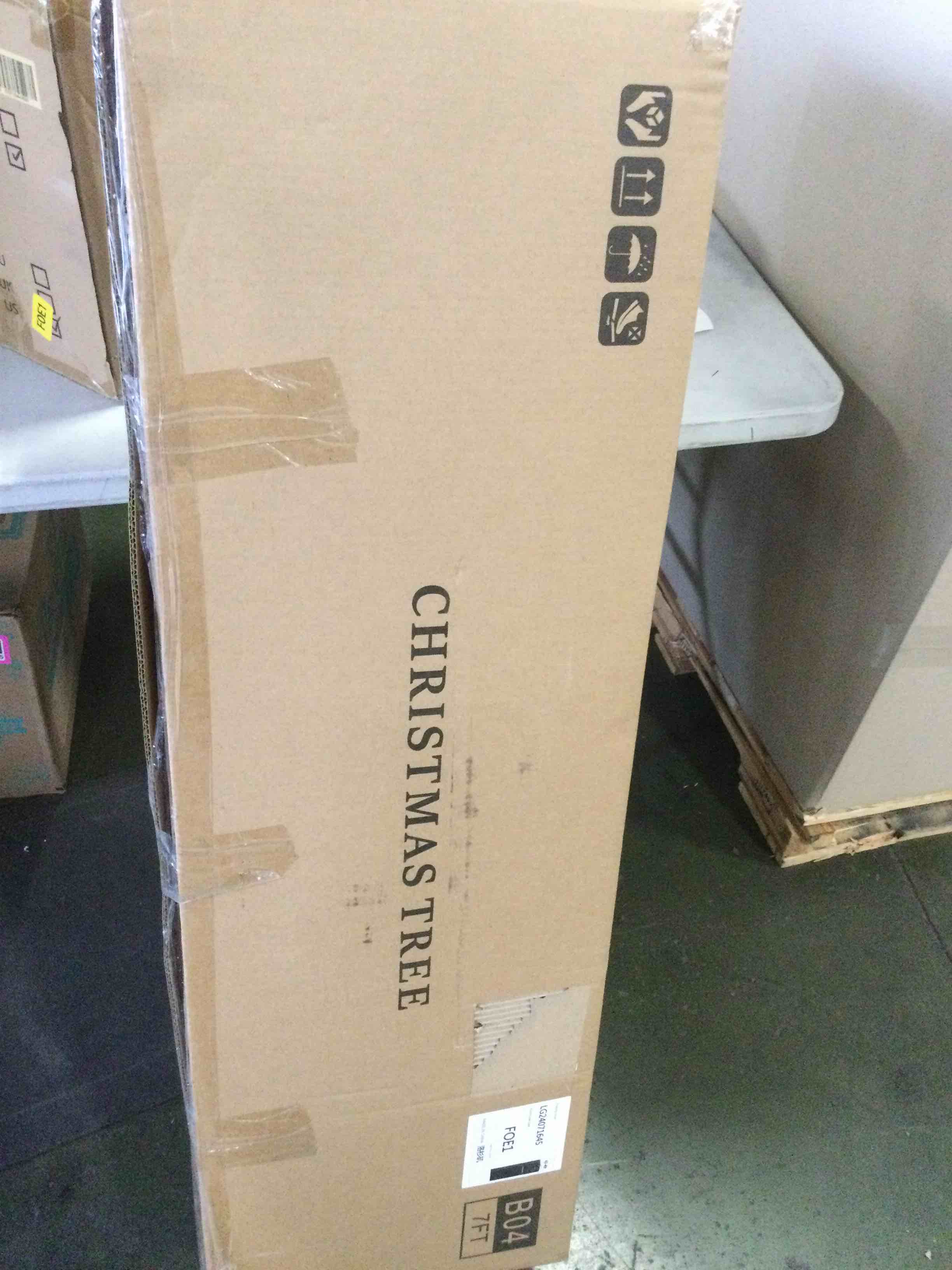 https://s3.amazonaws.com/lotting-images-prod/bidfta/PNK2171986_1737557630964.jpeg