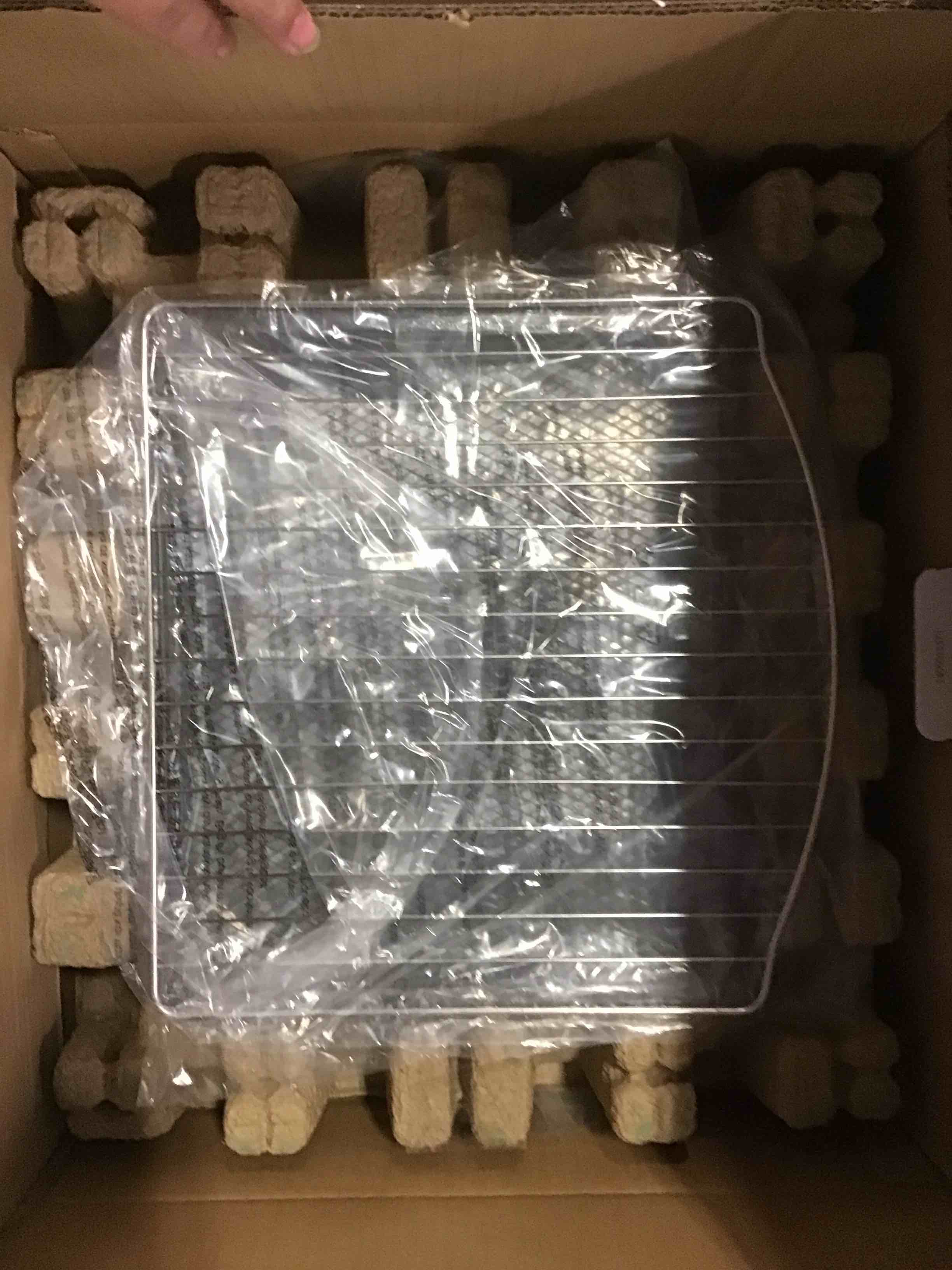 https://s3.amazonaws.com/lotting-images-prod/bidfta/PNK2172871_1738160035391.jpeg