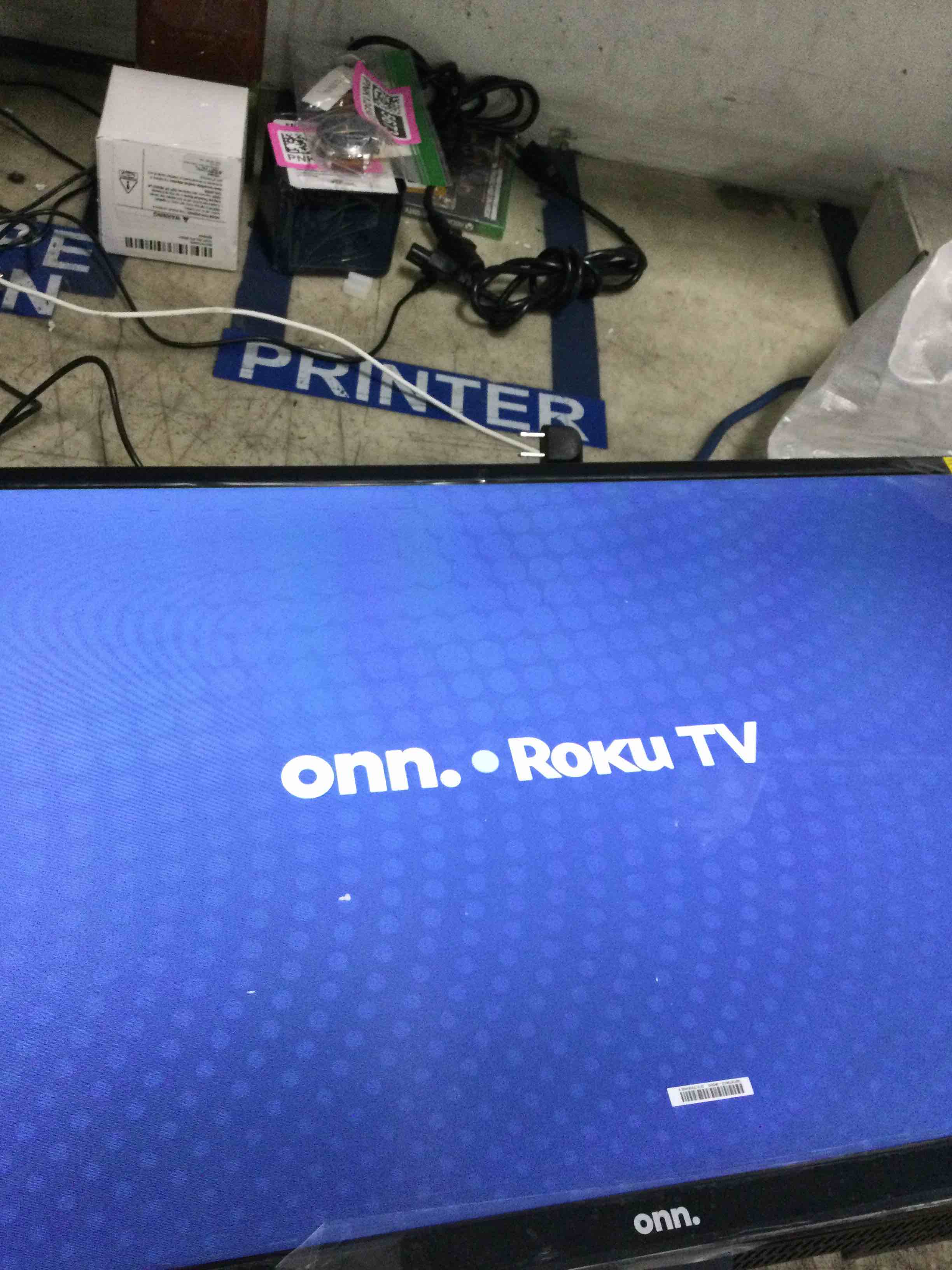 https://s3.amazonaws.com/lotting-images-prod/bidfta/PNK2173191_1736880146476.jpeg