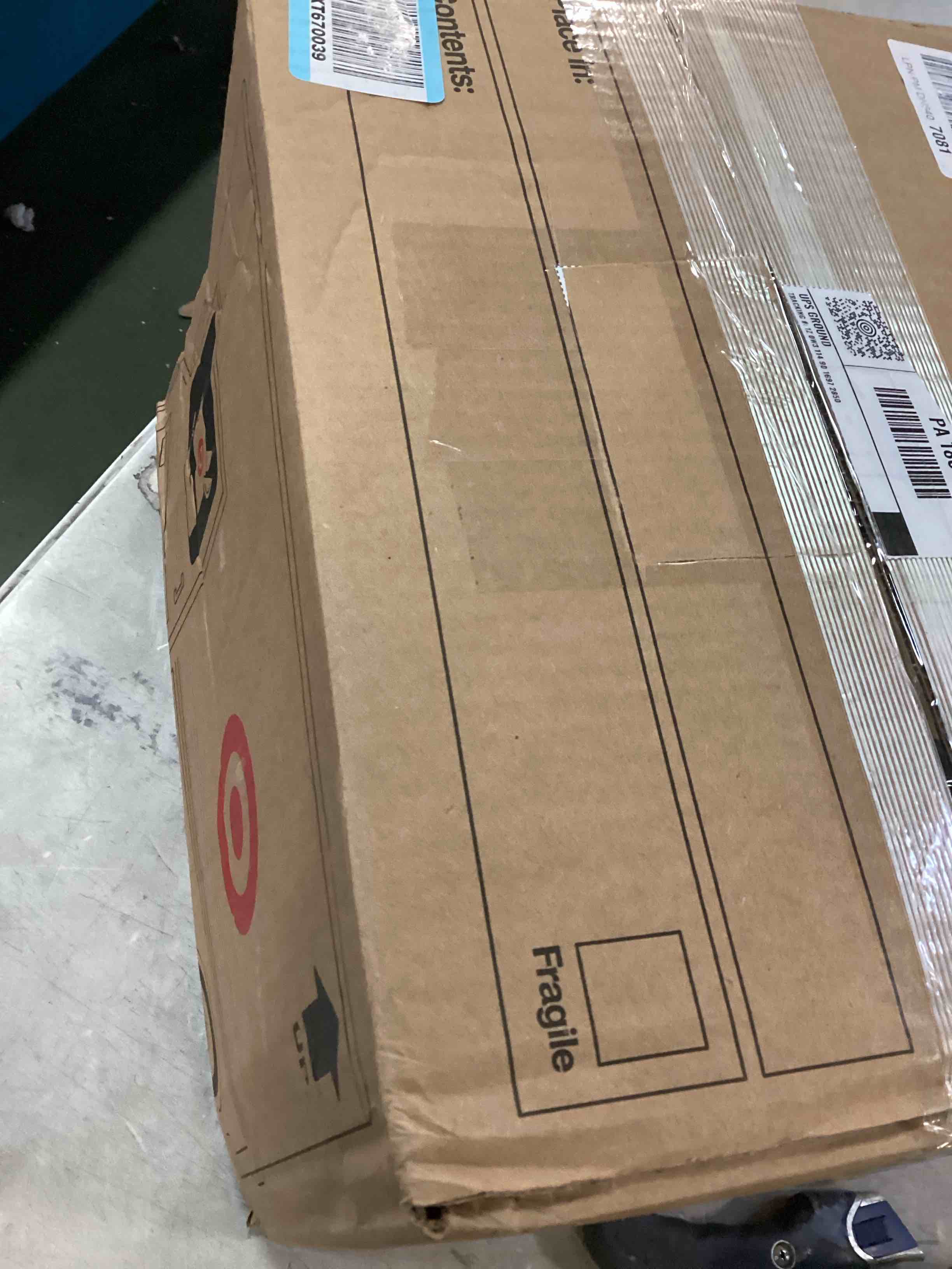 https://s3.amazonaws.com/lotting-images-prod/bidfta/PNK2173298_1736884535814.jpeg