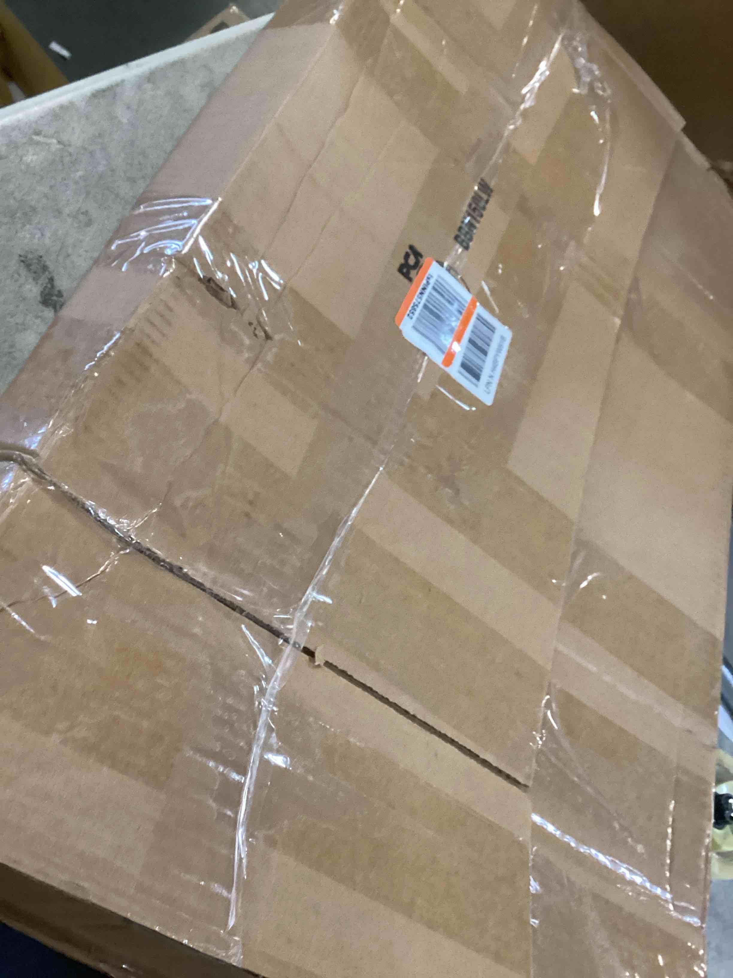 https://s3.amazonaws.com/lotting-images-prod/bidfta/PNK2173737_1737044968742.jpeg