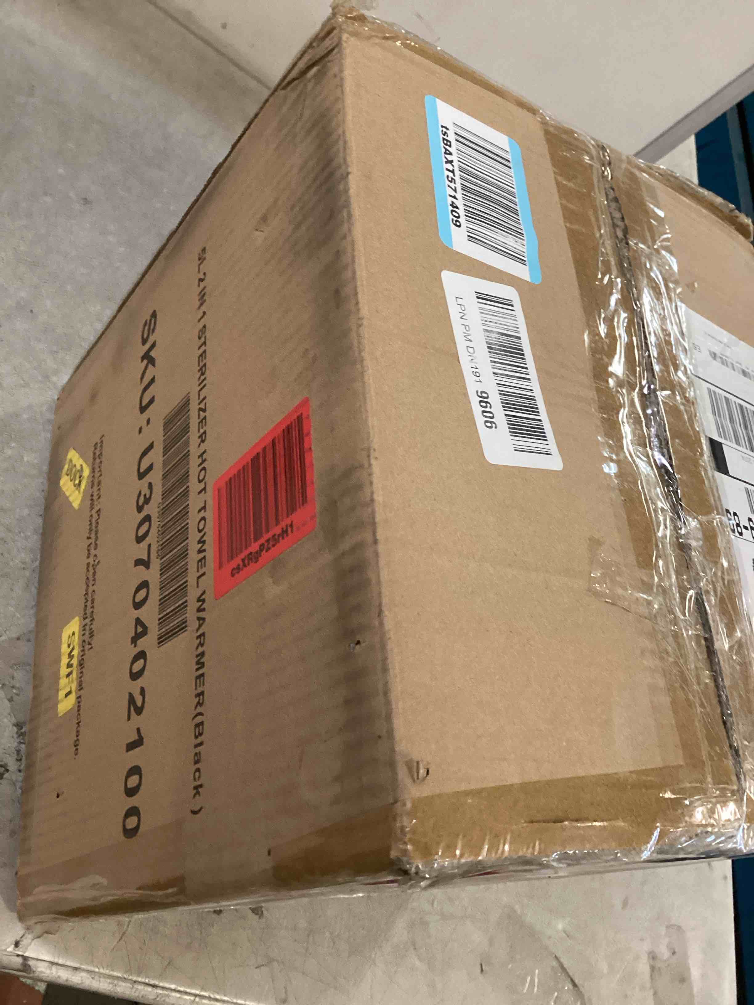 https://s3.amazonaws.com/lotting-images-prod/bidfta/PNK2174015_1737128332645.jpeg