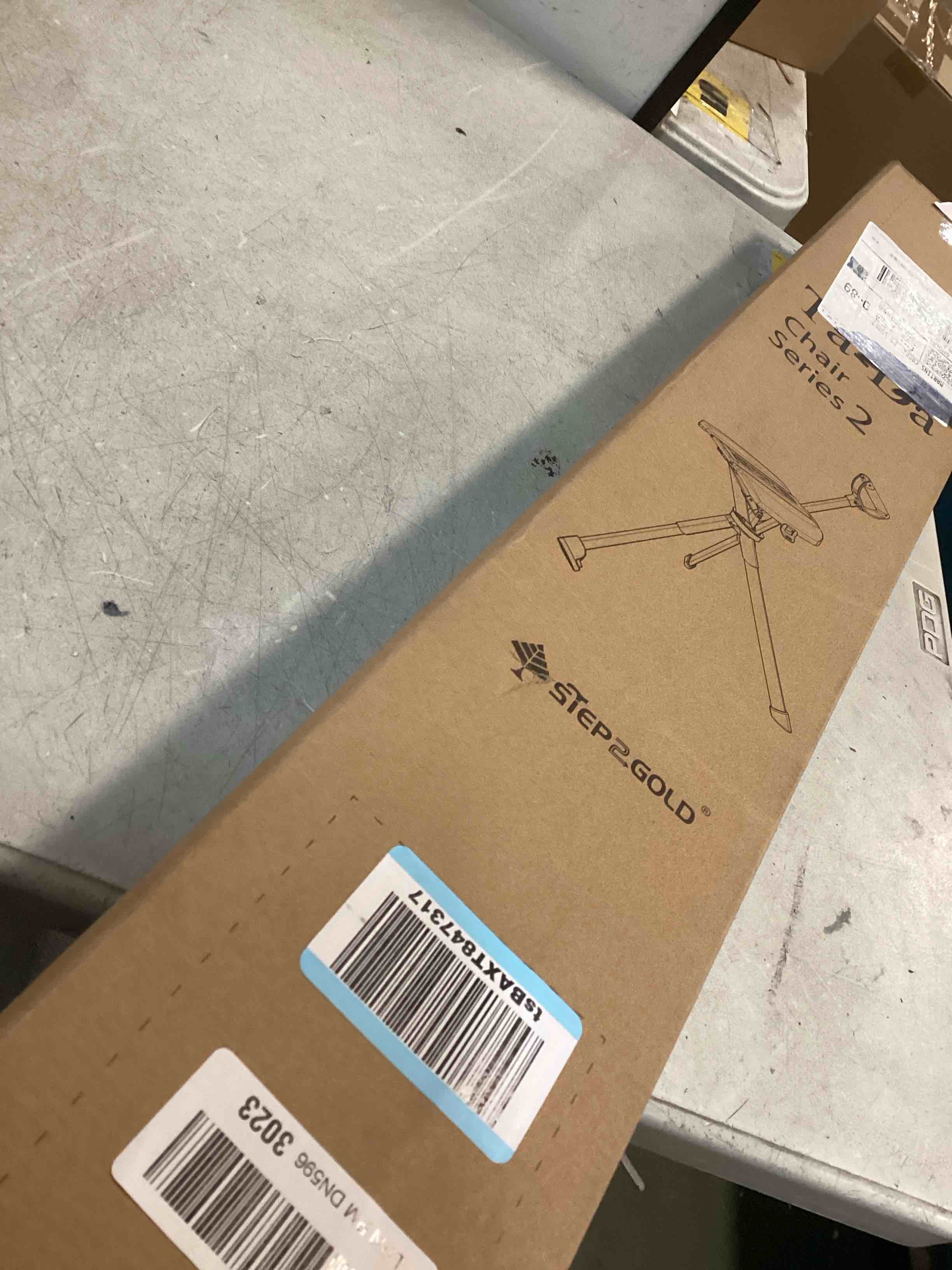 https://s3.amazonaws.com/lotting-images-prod/bidfta/PNK2175107_1737574080004.jpeg