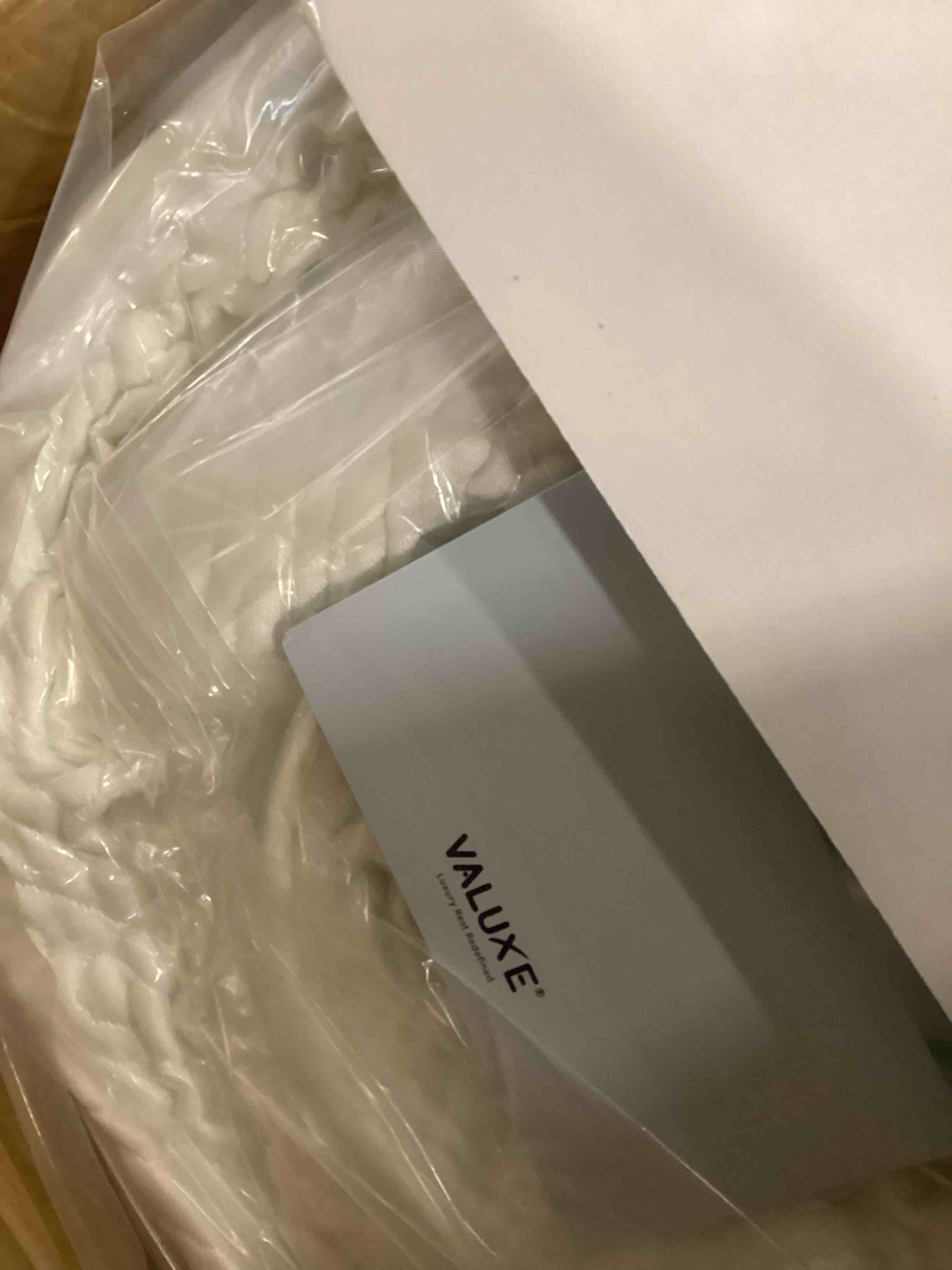 https://s3.amazonaws.com/lotting-images-prod/bidfta/PNK2175266_1737648995687.jpeg