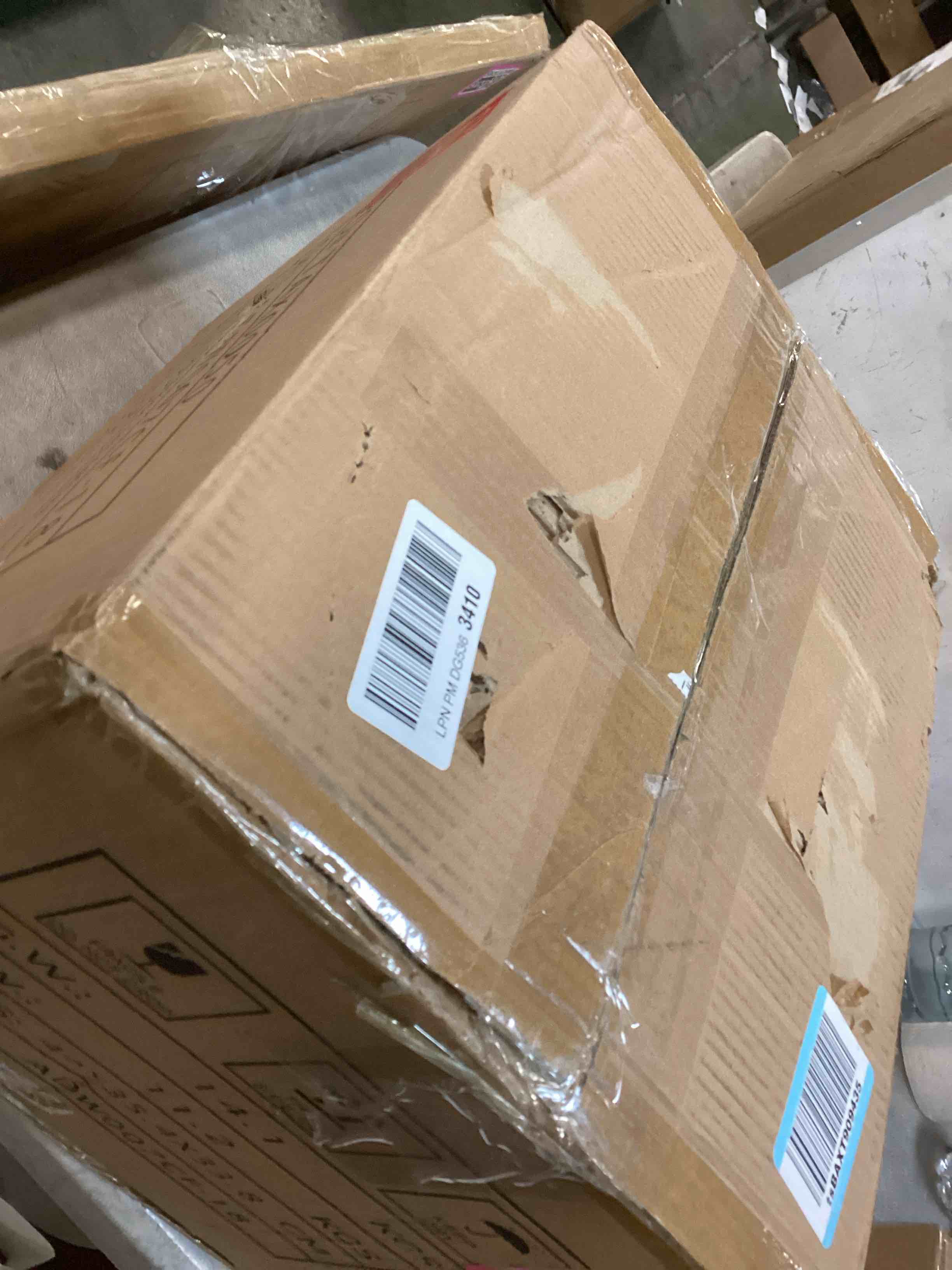 https://s3.amazonaws.com/lotting-images-prod/bidfta/PNK2175304_1737651236518.jpeg