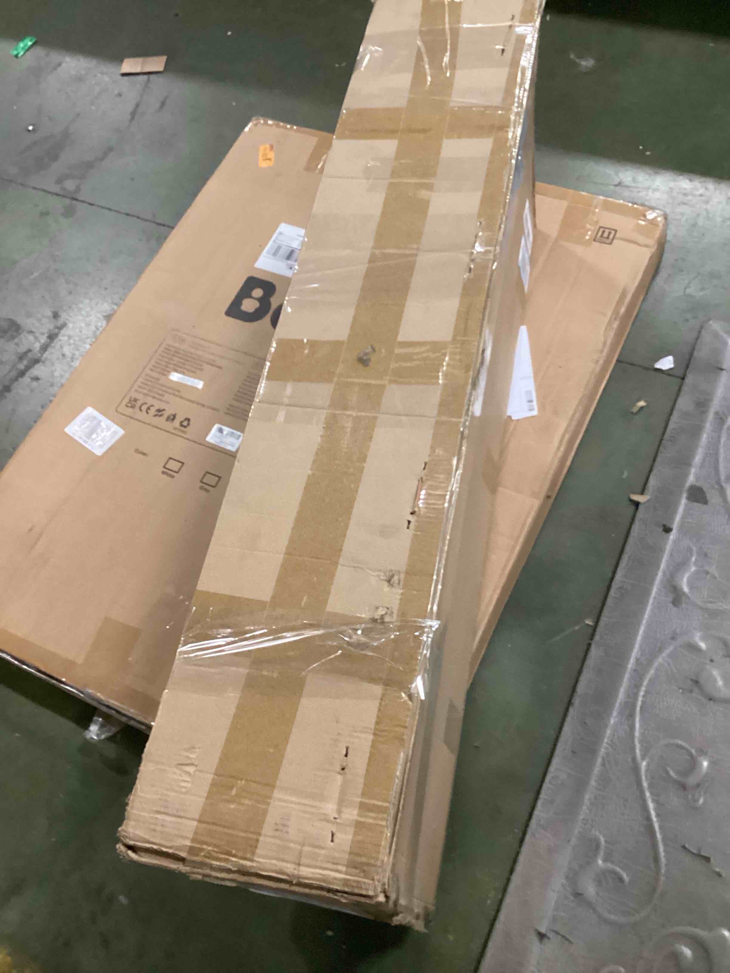 https://s3.amazonaws.com/lotting-images-prod/bidfta/PNK2176996_1744747360206.jpeg