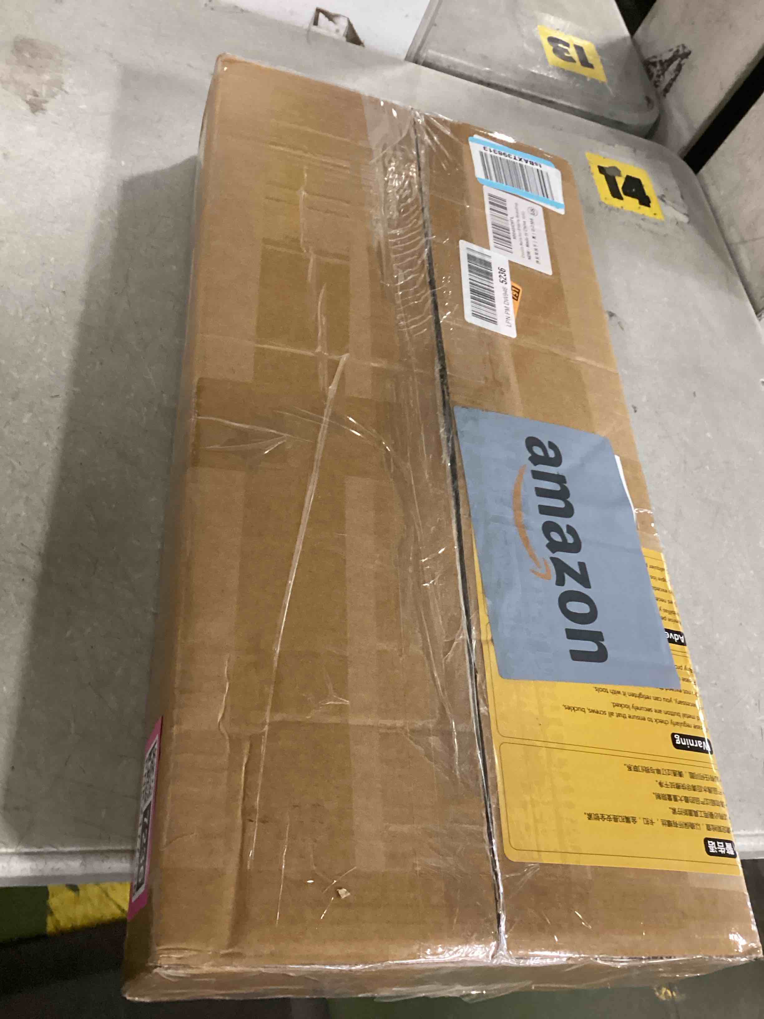 https://s3.amazonaws.com/lotting-images-prod/bidfta/PNK2177236_1744980480751.jpeg