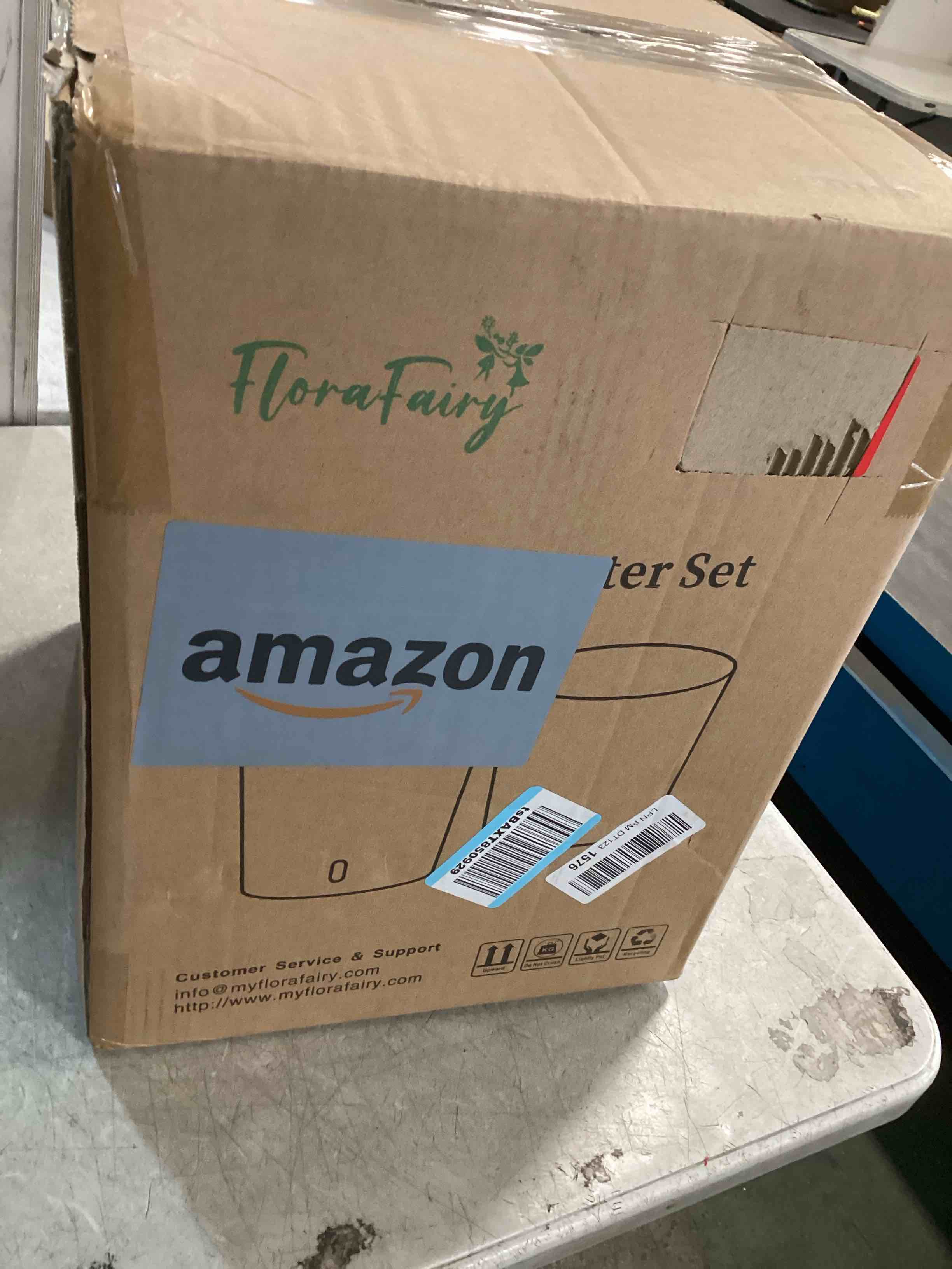 https://s3.amazonaws.com/lotting-images-prod/bidfta/PNK2177606_1745329251316.jpeg