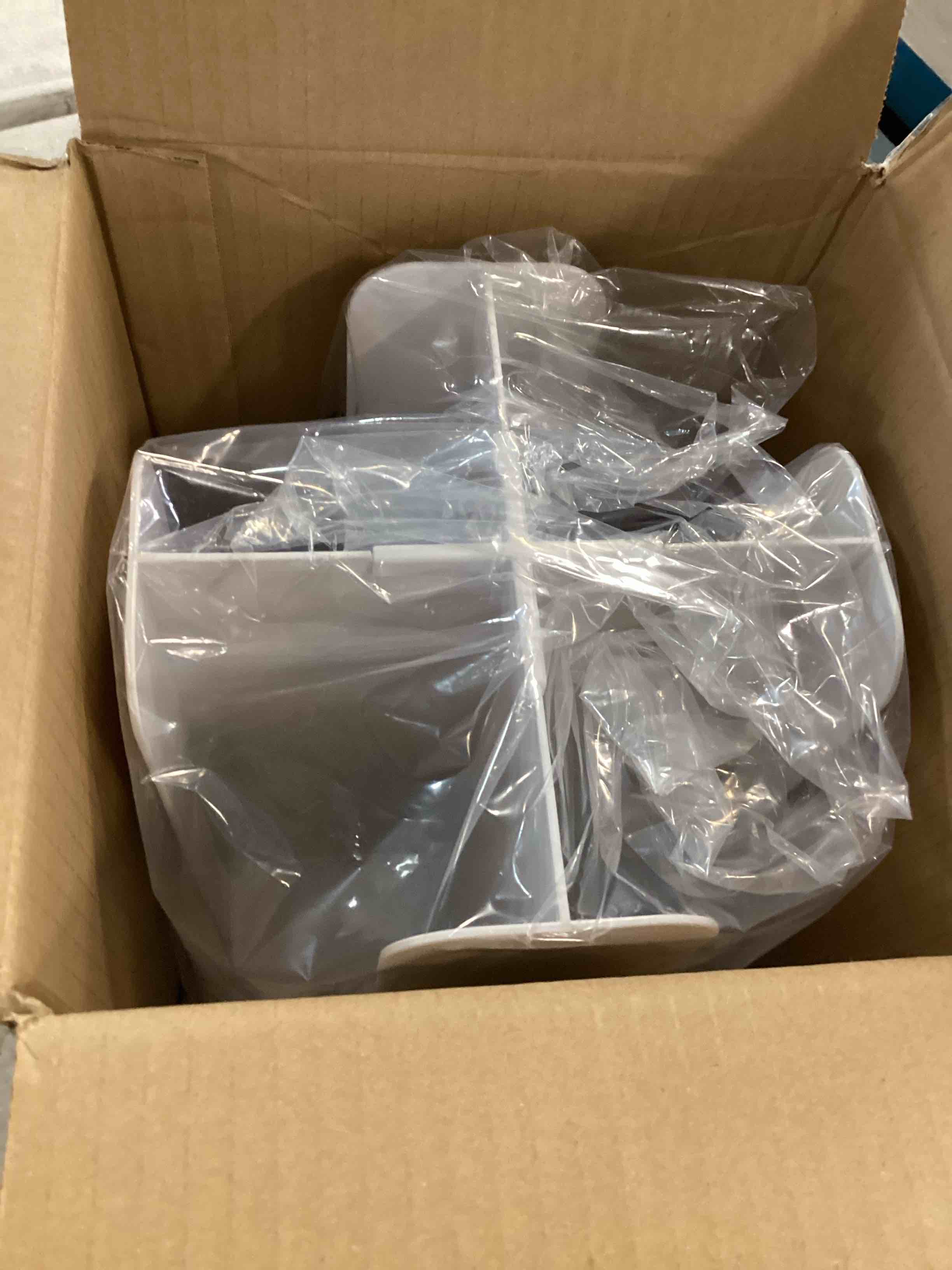 https://s3.amazonaws.com/lotting-images-prod/bidfta/PNK2177731_1745347285519.jpeg