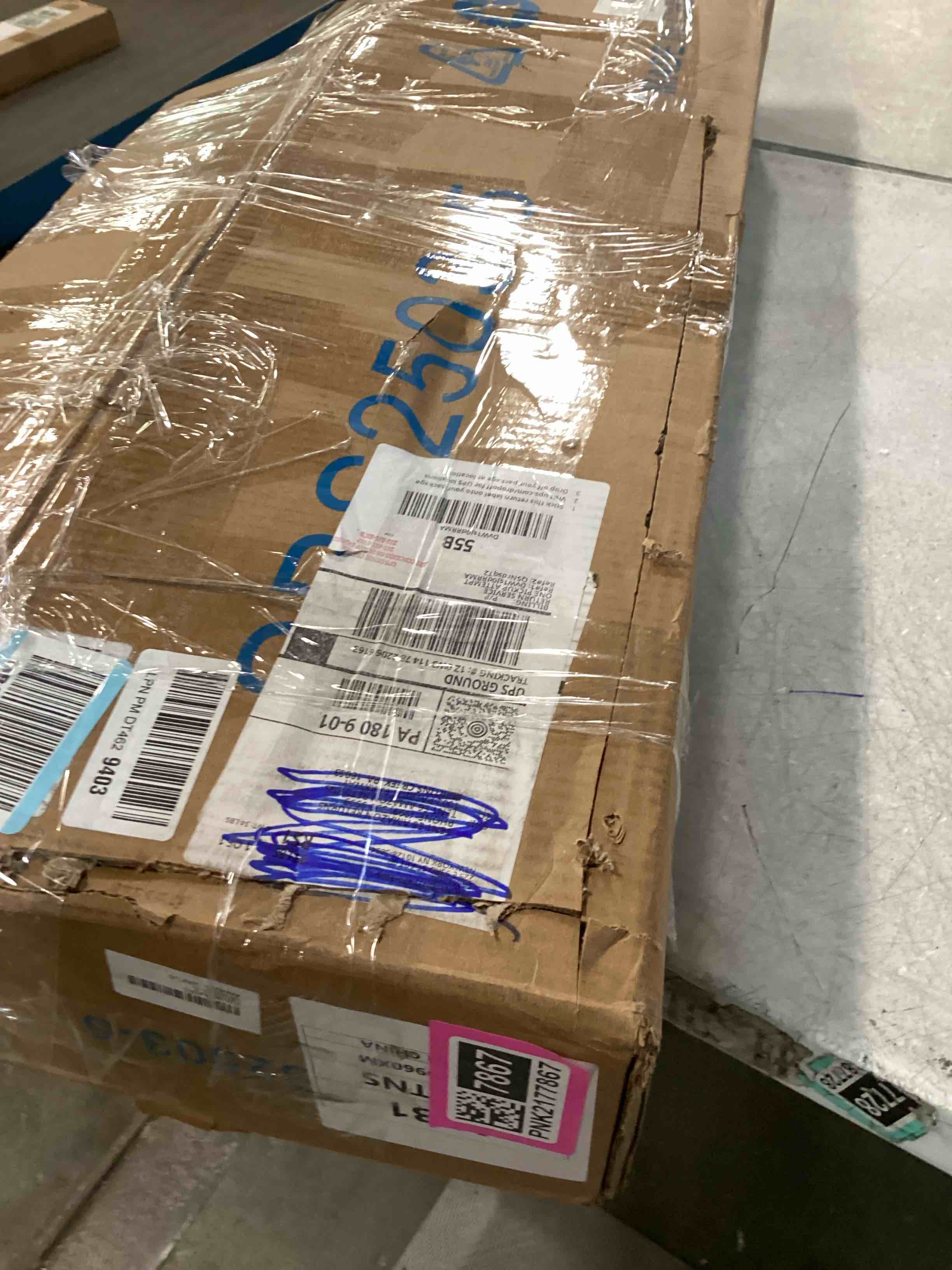 https://s3.amazonaws.com/lotting-images-prod/bidfta/PNK2177867_1745510131988.jpeg