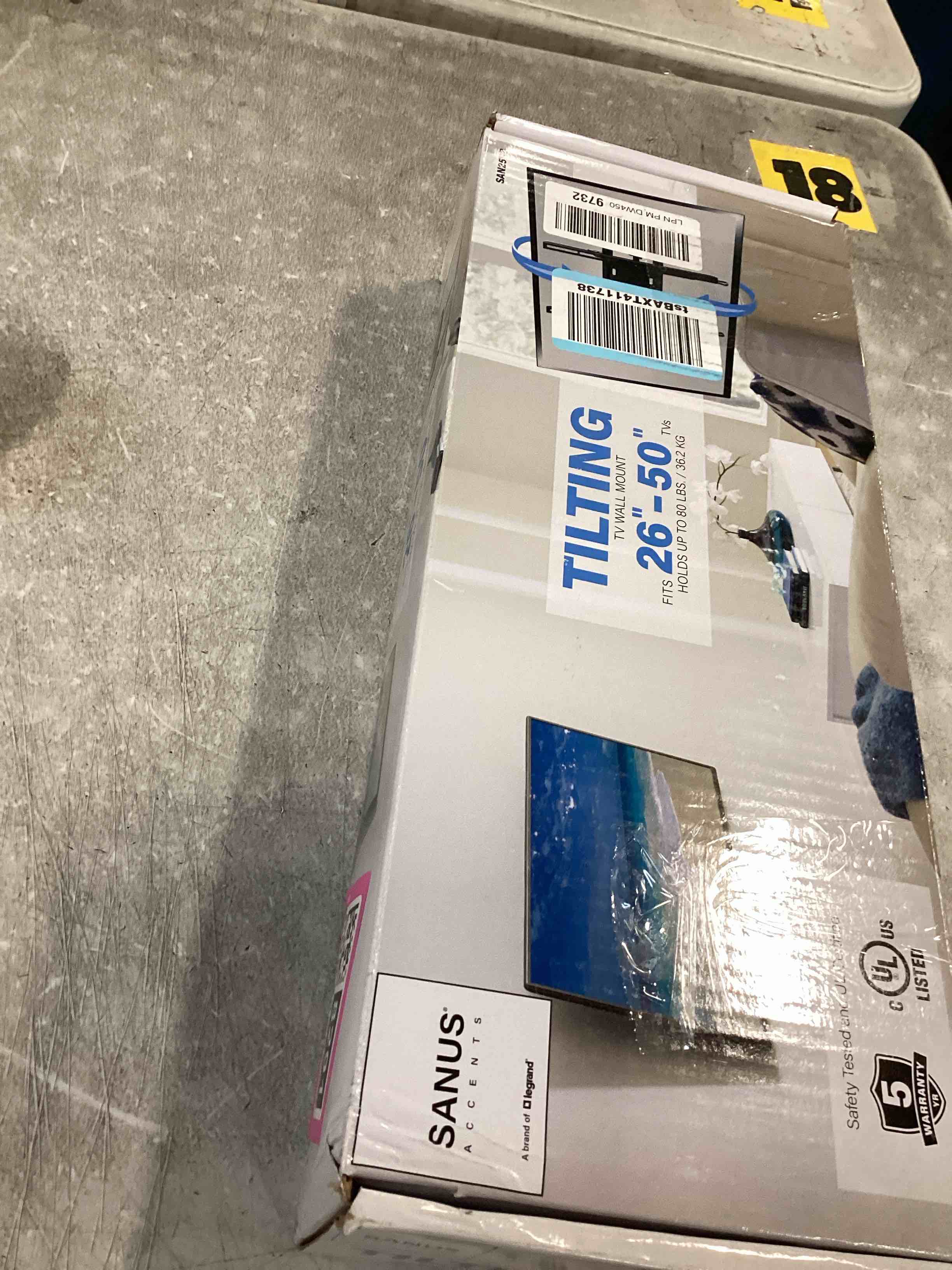https://s3.amazonaws.com/lotting-images-prod/bidfta/PNK2178291_1746190245711.jpeg