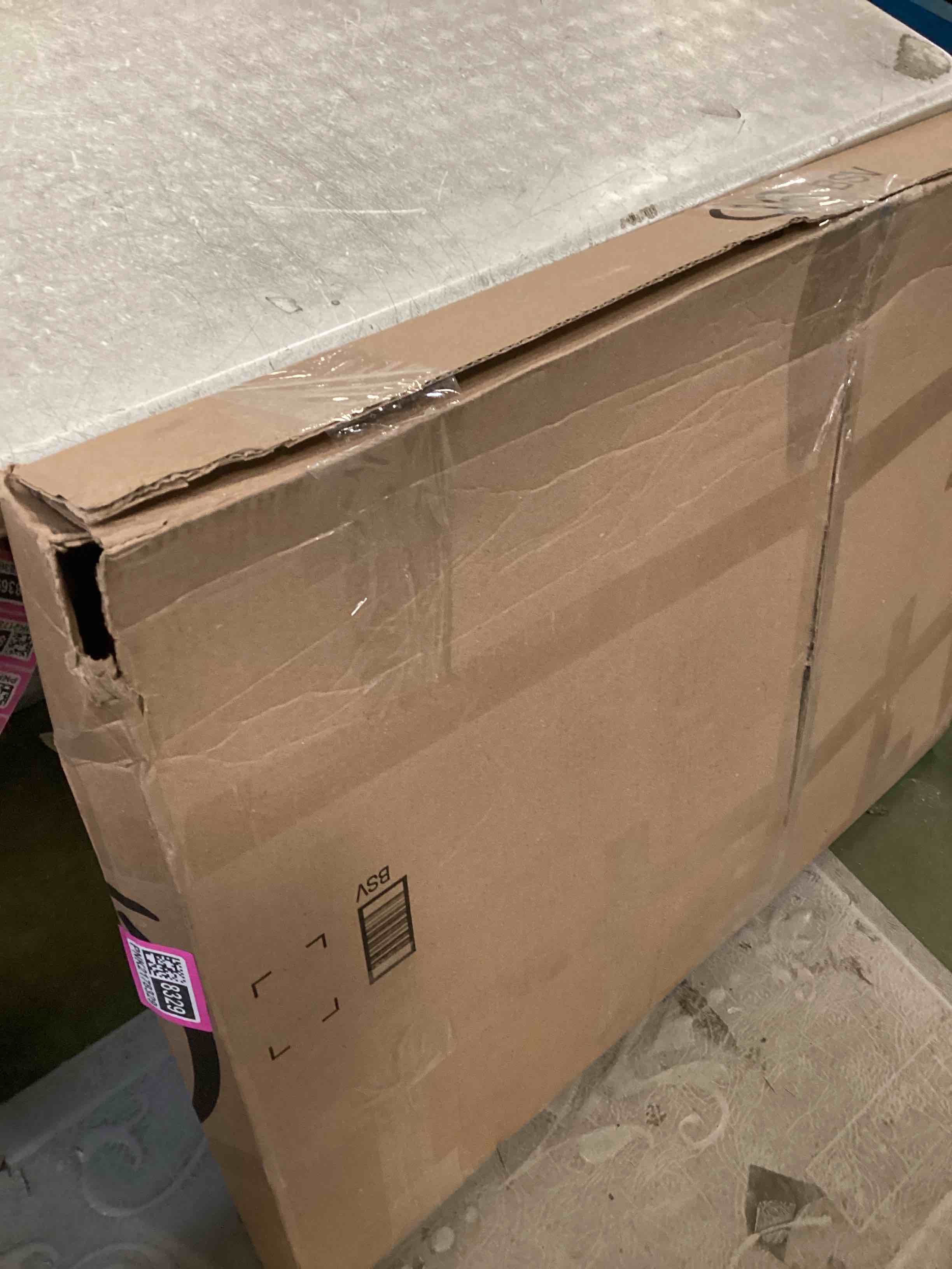 https://s3.amazonaws.com/lotting-images-prod/bidfta/PNK2178329_1746196963710.jpeg