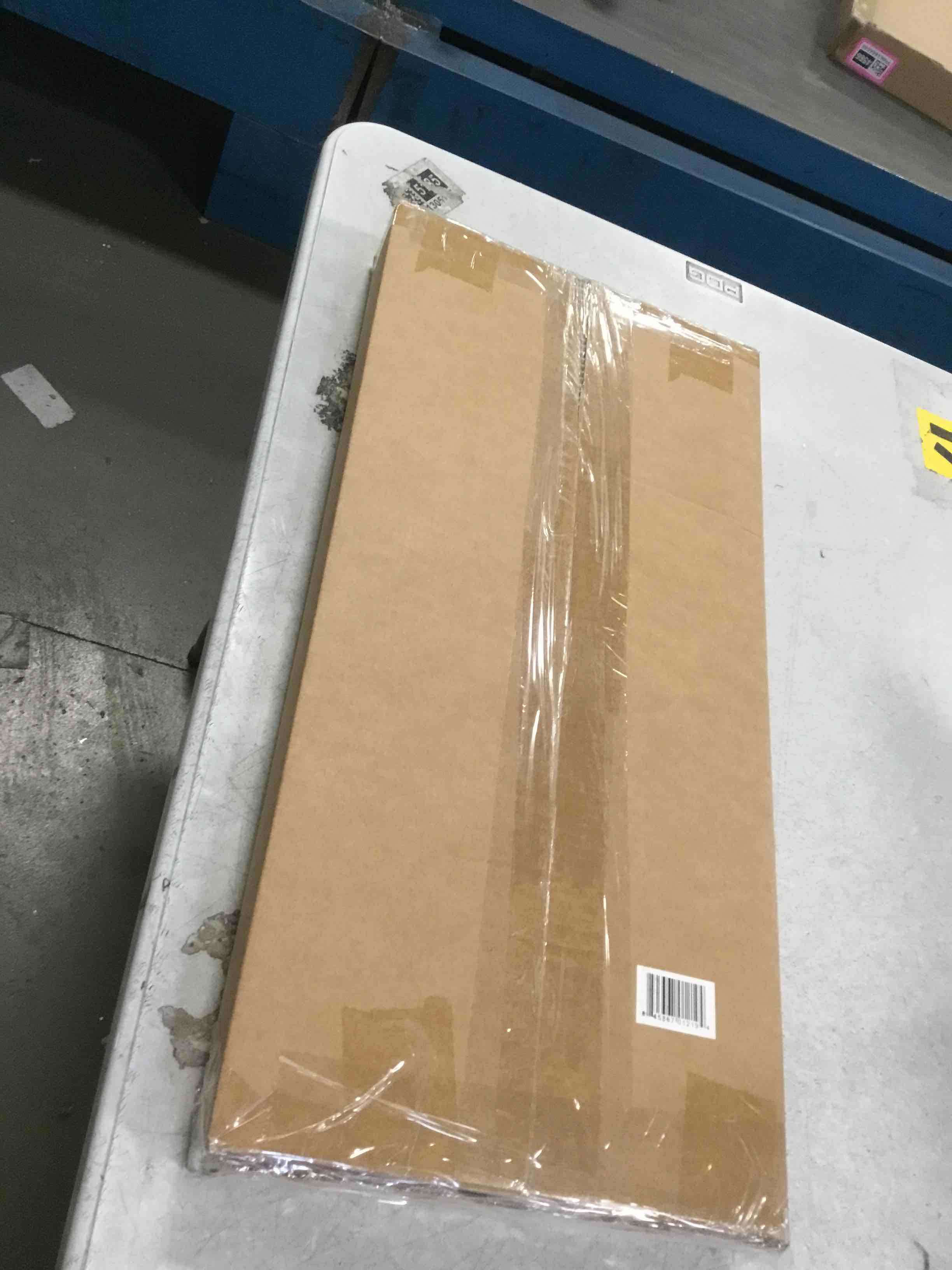 https://s3.amazonaws.com/lotting-images-prod/bidfta/PNK2178405_1746534024805.jpeg