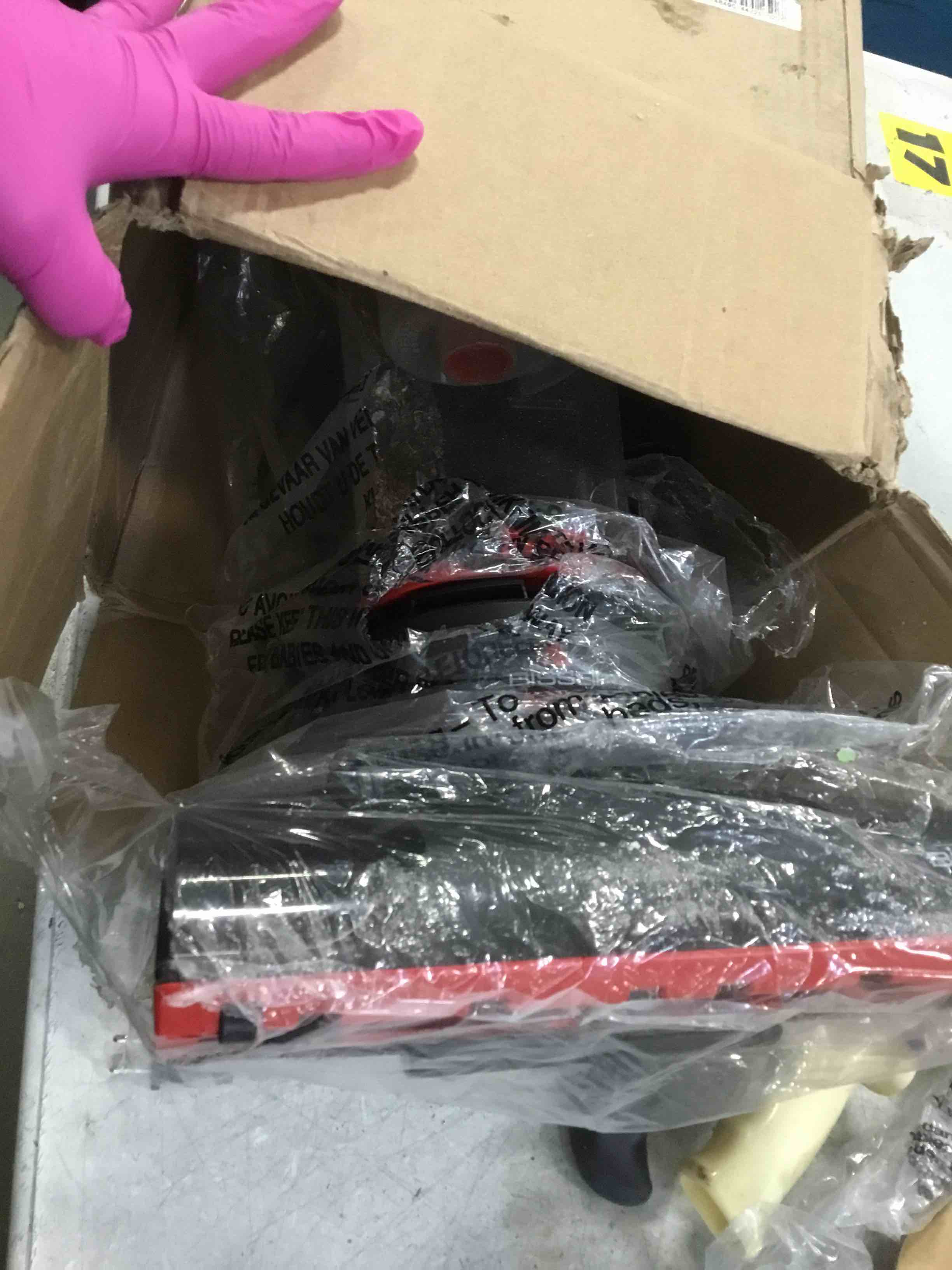 https://s3.amazonaws.com/lotting-images-prod/bidfta/PNK2178456_1746536528540.jpeg