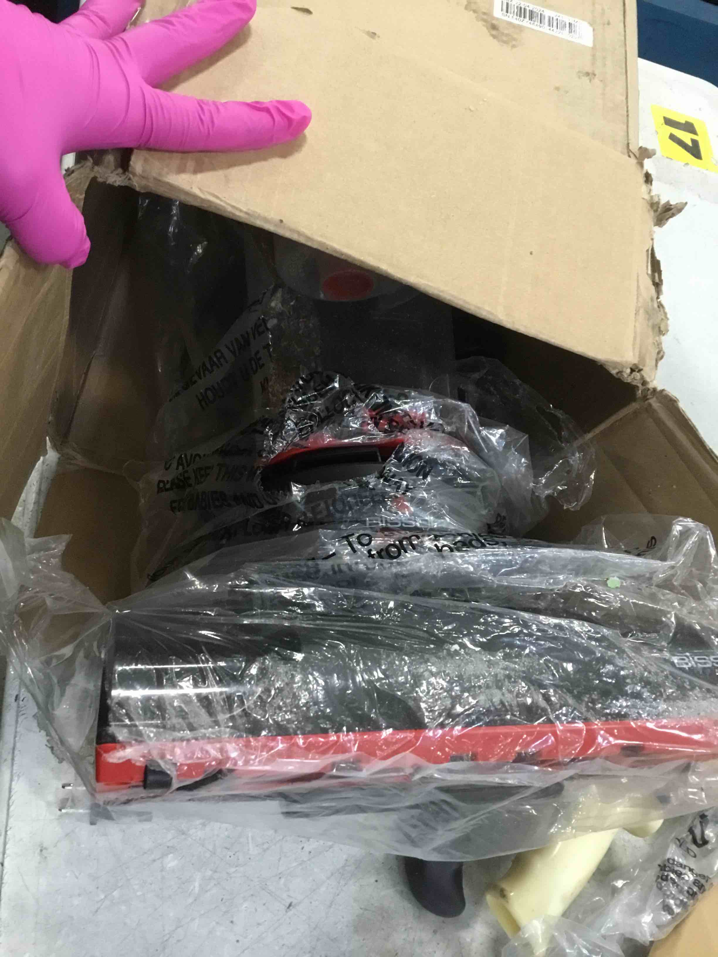https://s3.amazonaws.com/lotting-images-prod/bidfta/PNK2178456_1746536529971.jpeg