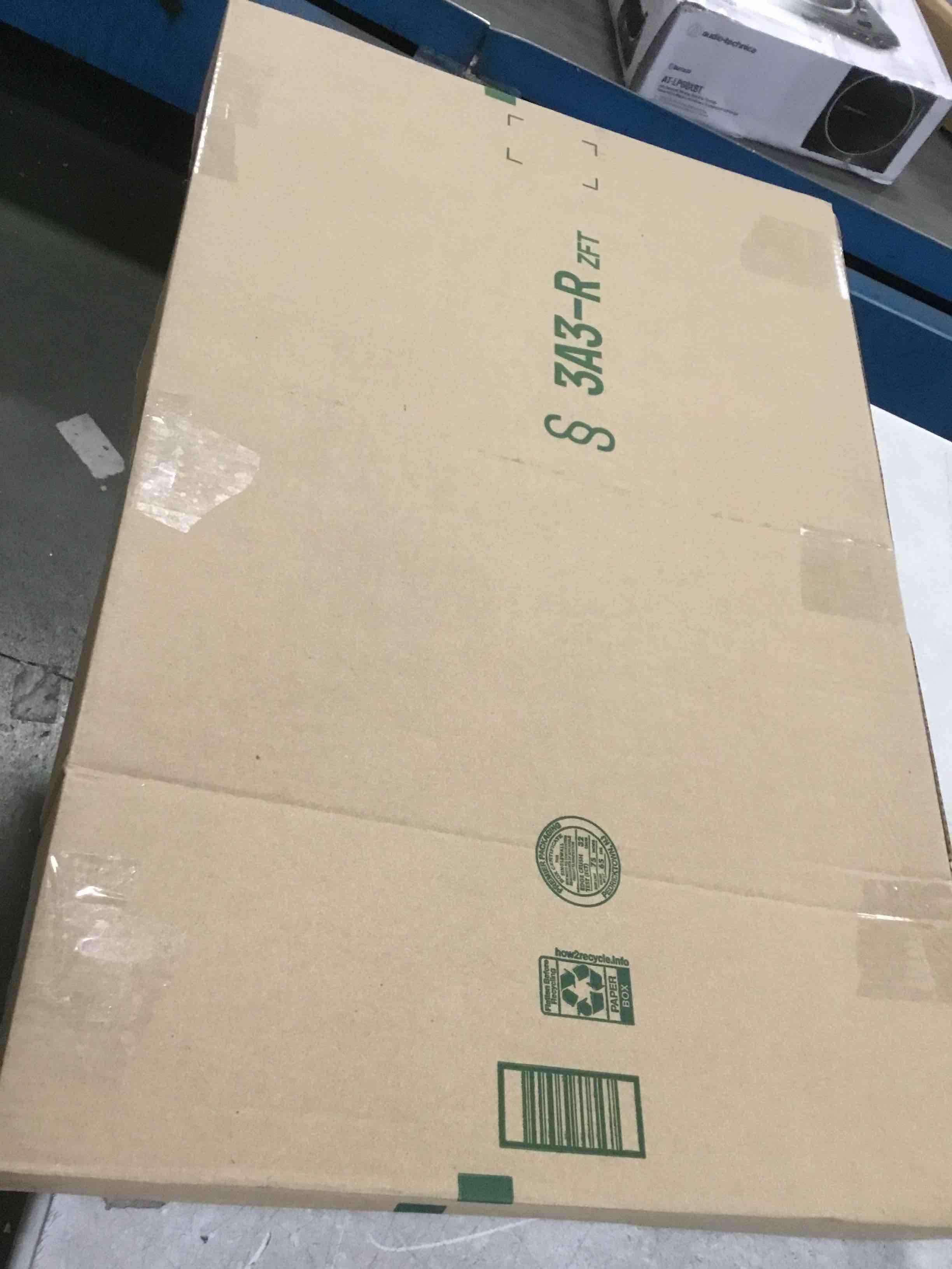 https://s3.amazonaws.com/lotting-images-prod/bidfta/PNK2178475_1746538500118.jpeg