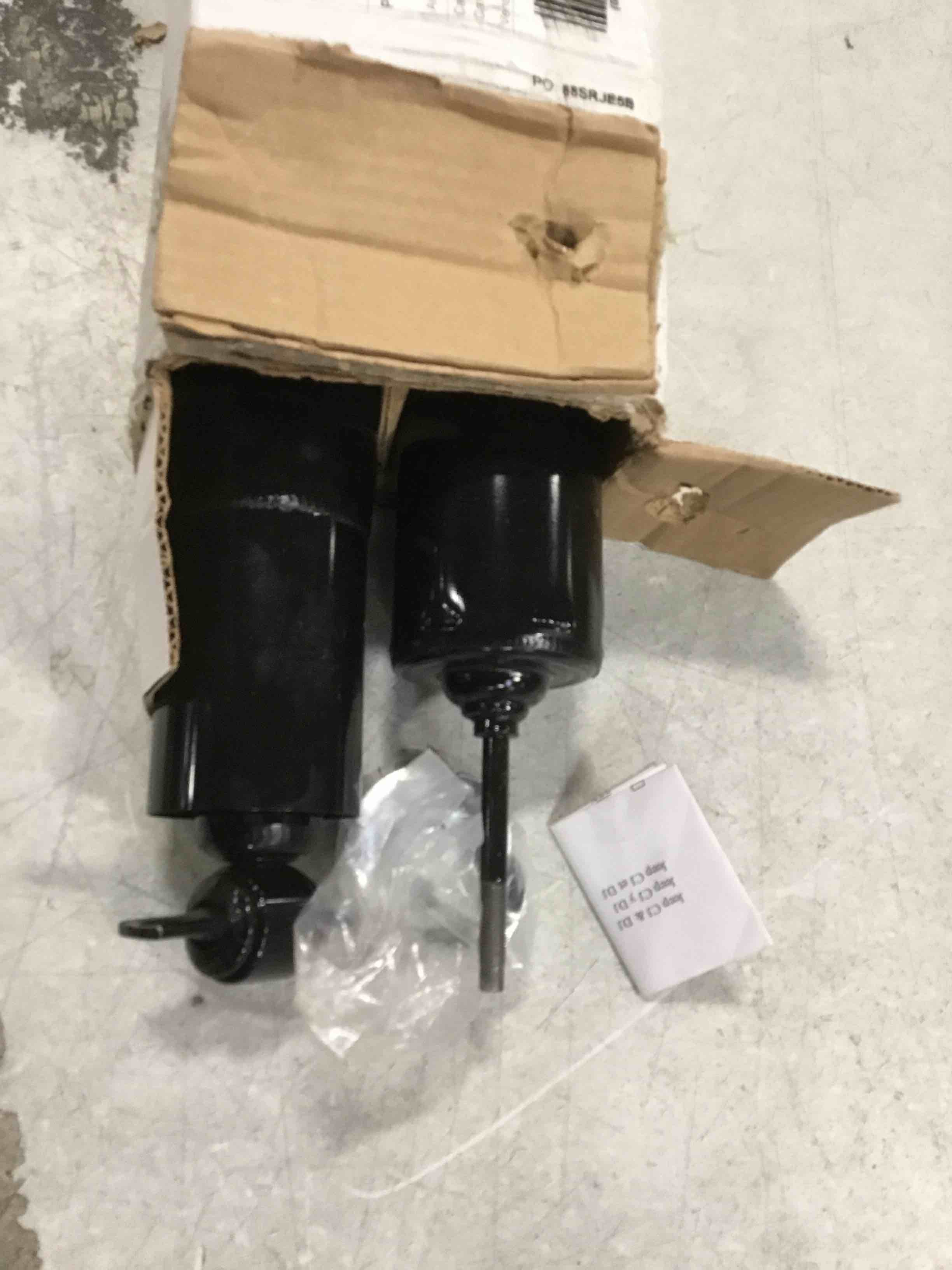 https://s3.amazonaws.com/lotting-images-prod/bidfta/PNK2178497_1746542258293.jpeg