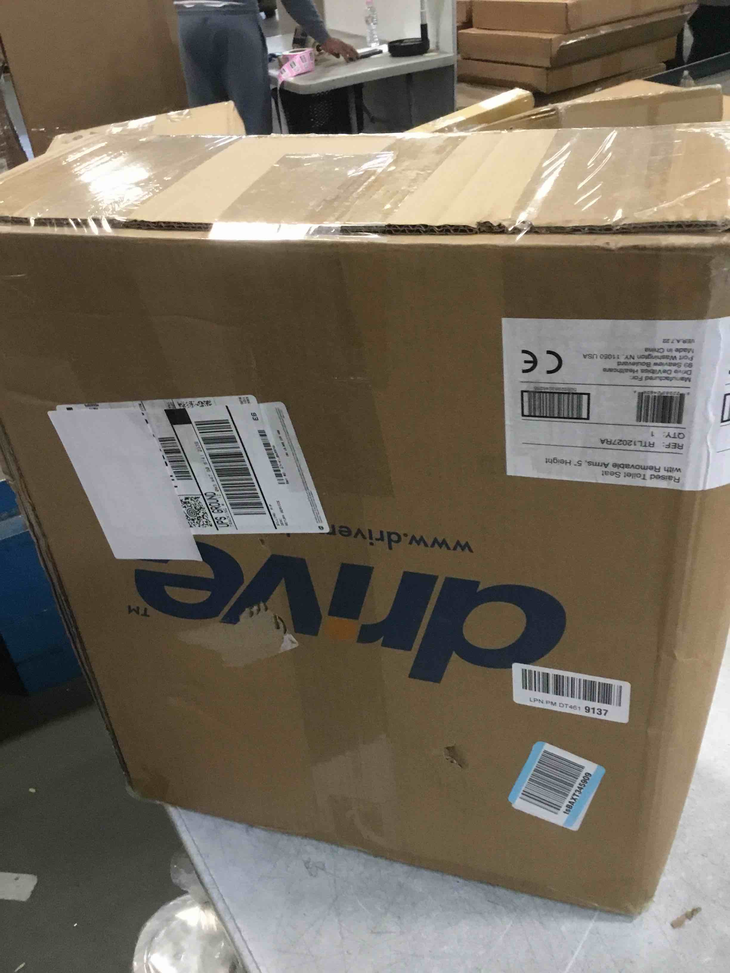 https://s3.amazonaws.com/lotting-images-prod/bidfta/PNK2178544_1746547068470.jpeg