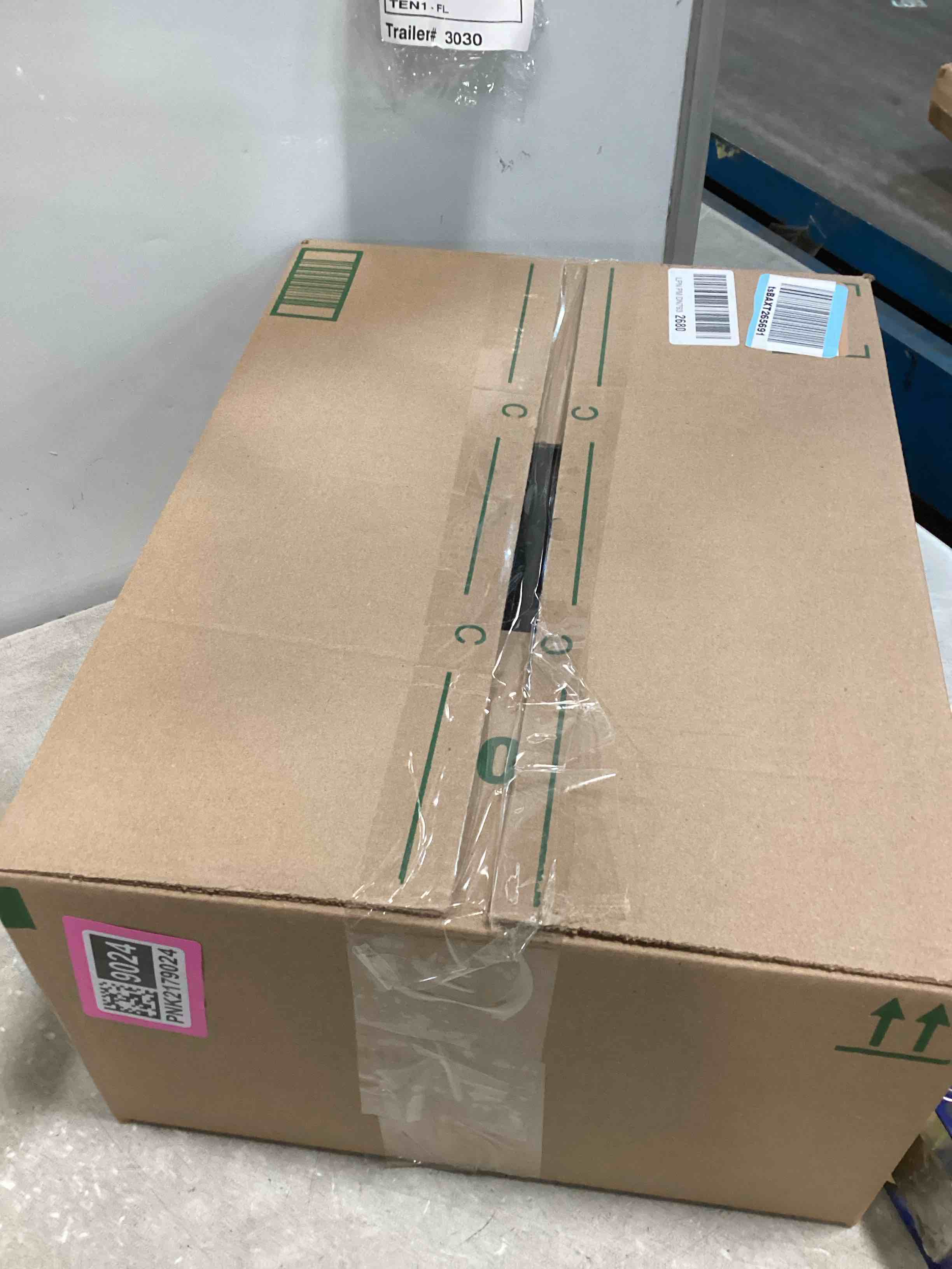 https://s3.amazonaws.com/lotting-images-prod/bidfta/PNK2179024_1743449086511.jpeg