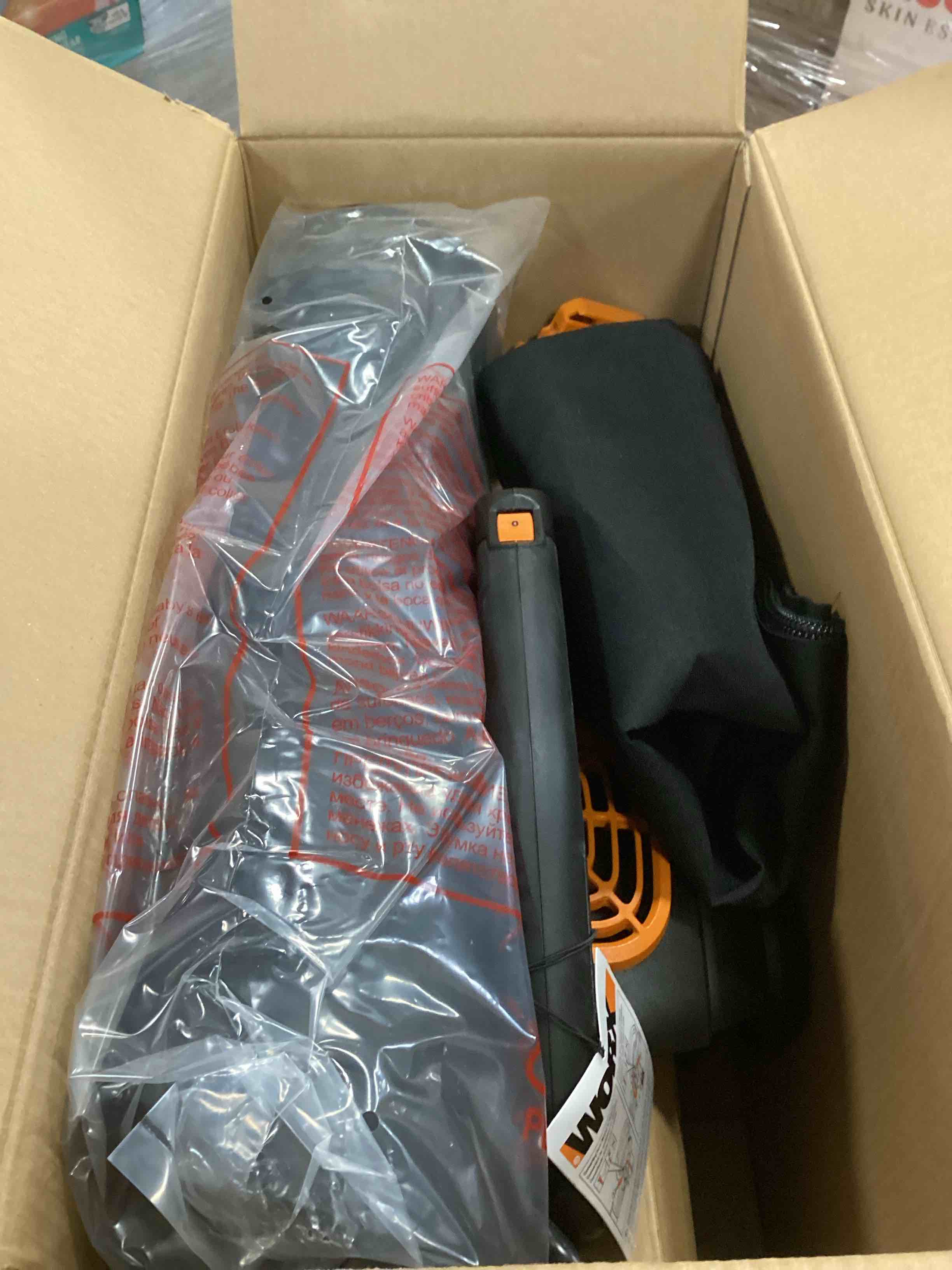 https://s3.amazonaws.com/lotting-images-prod/bidfta/PNK2179340_1743611331559.jpeg