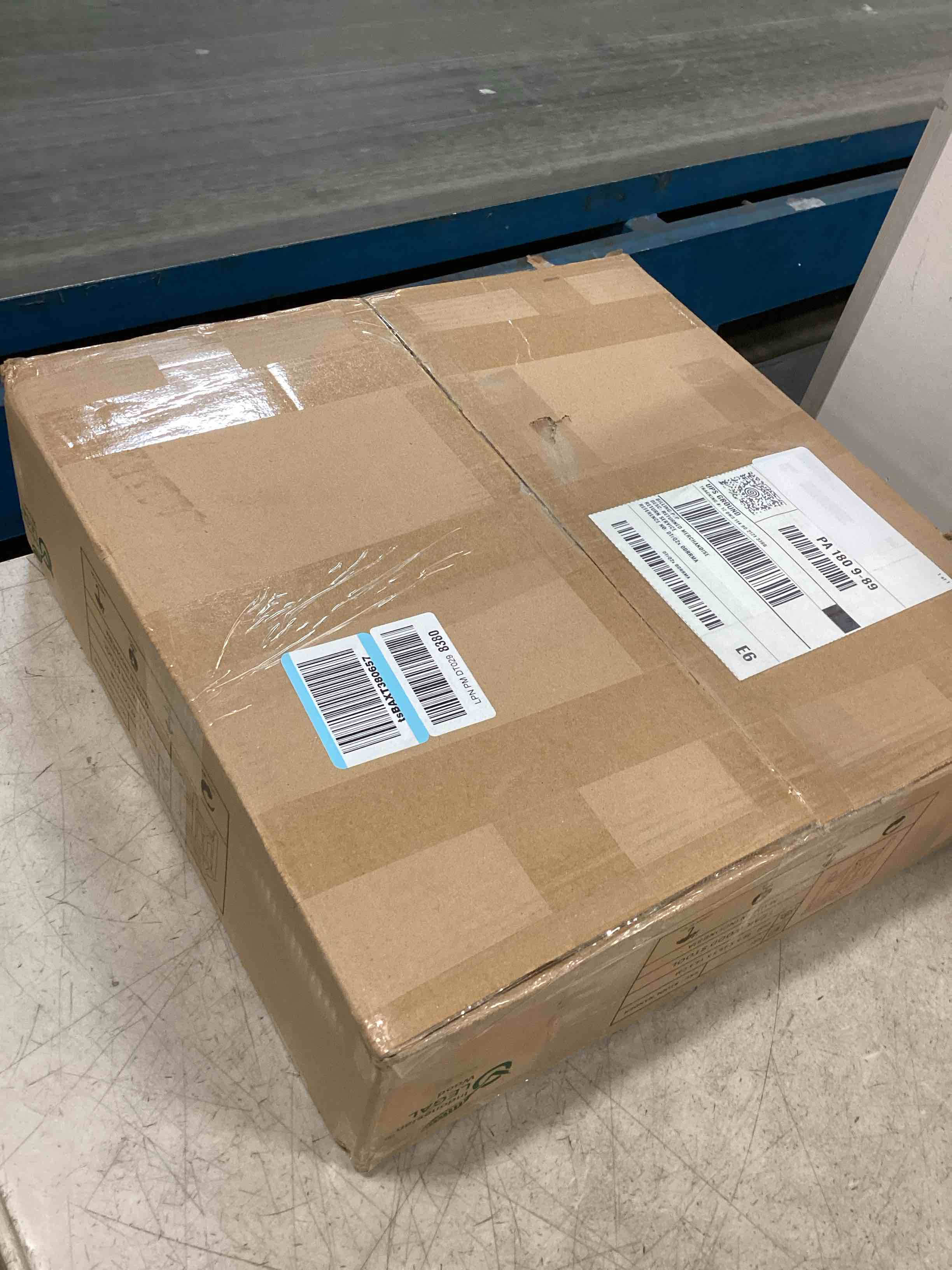 https://s3.amazonaws.com/lotting-images-prod/bidfta/PNK2179602_1743700487495.jpeg