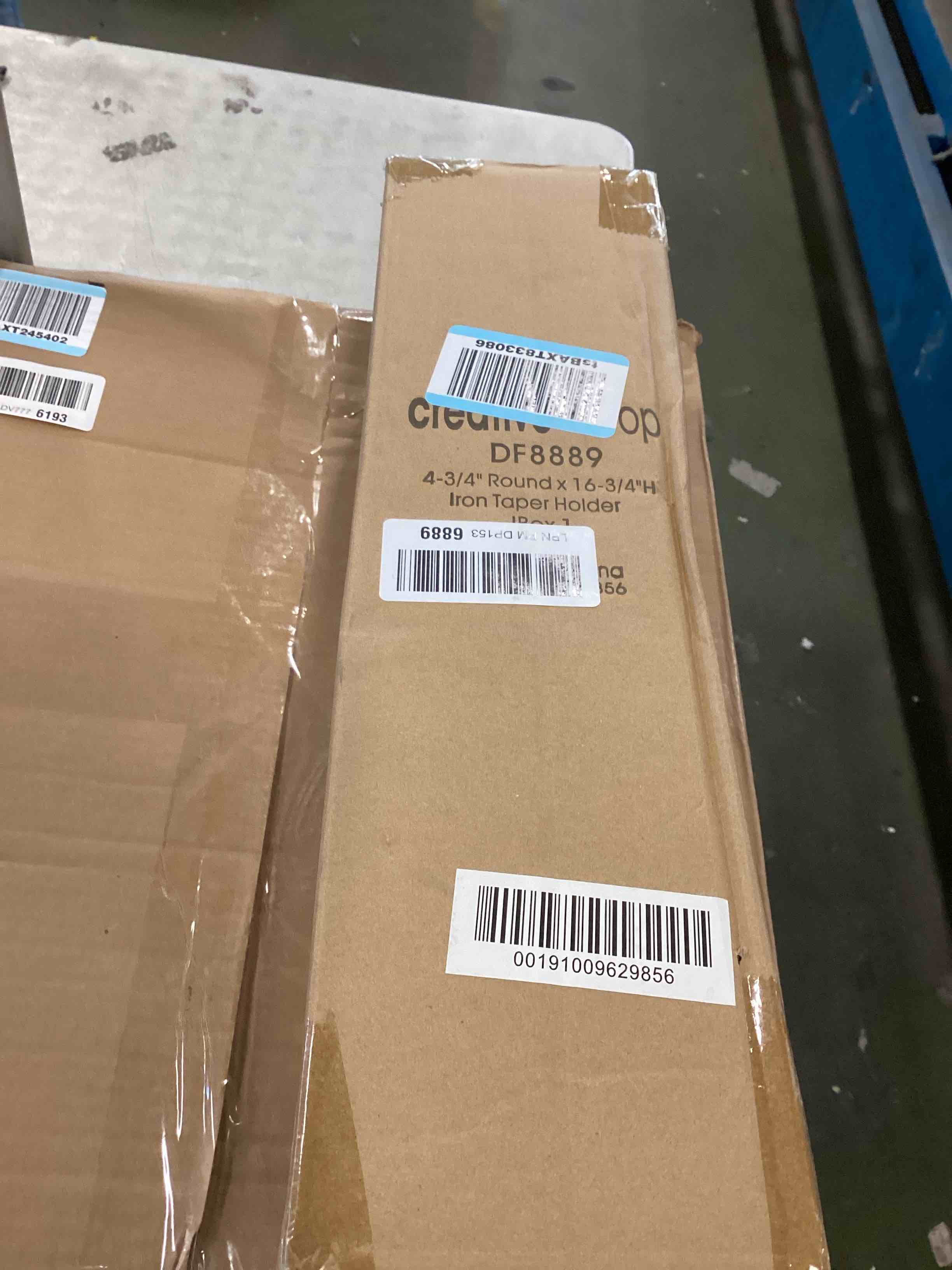 https://s3.amazonaws.com/lotting-images-prod/bidfta/PNK2179772_1744117397742.jpeg
