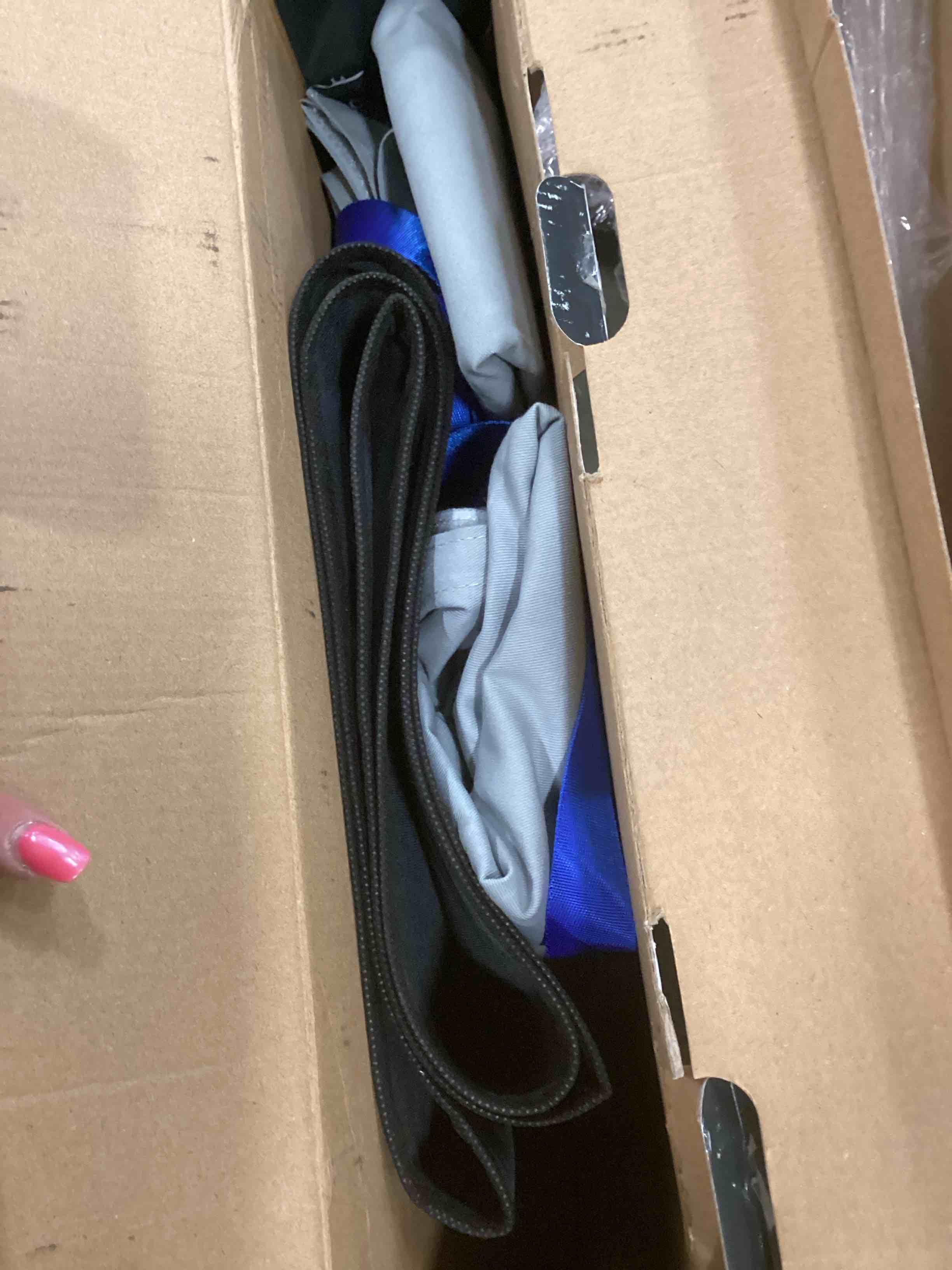 https://s3.amazonaws.com/lotting-images-prod/bidfta/PNK2180949_1744834790827.jpeg