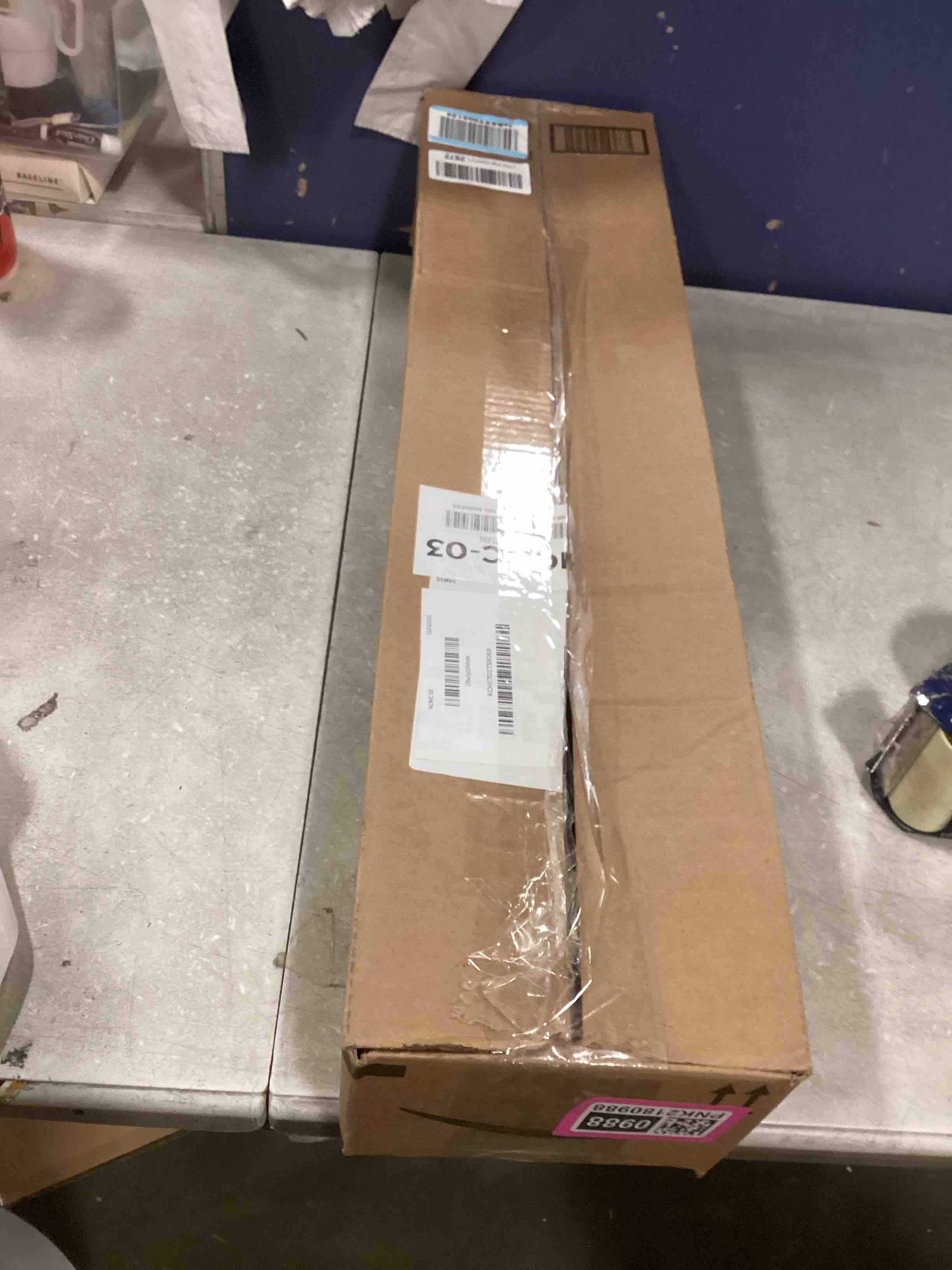 https://s3.amazonaws.com/lotting-images-prod/bidfta/PNK2180988_1744892738992.jpeg