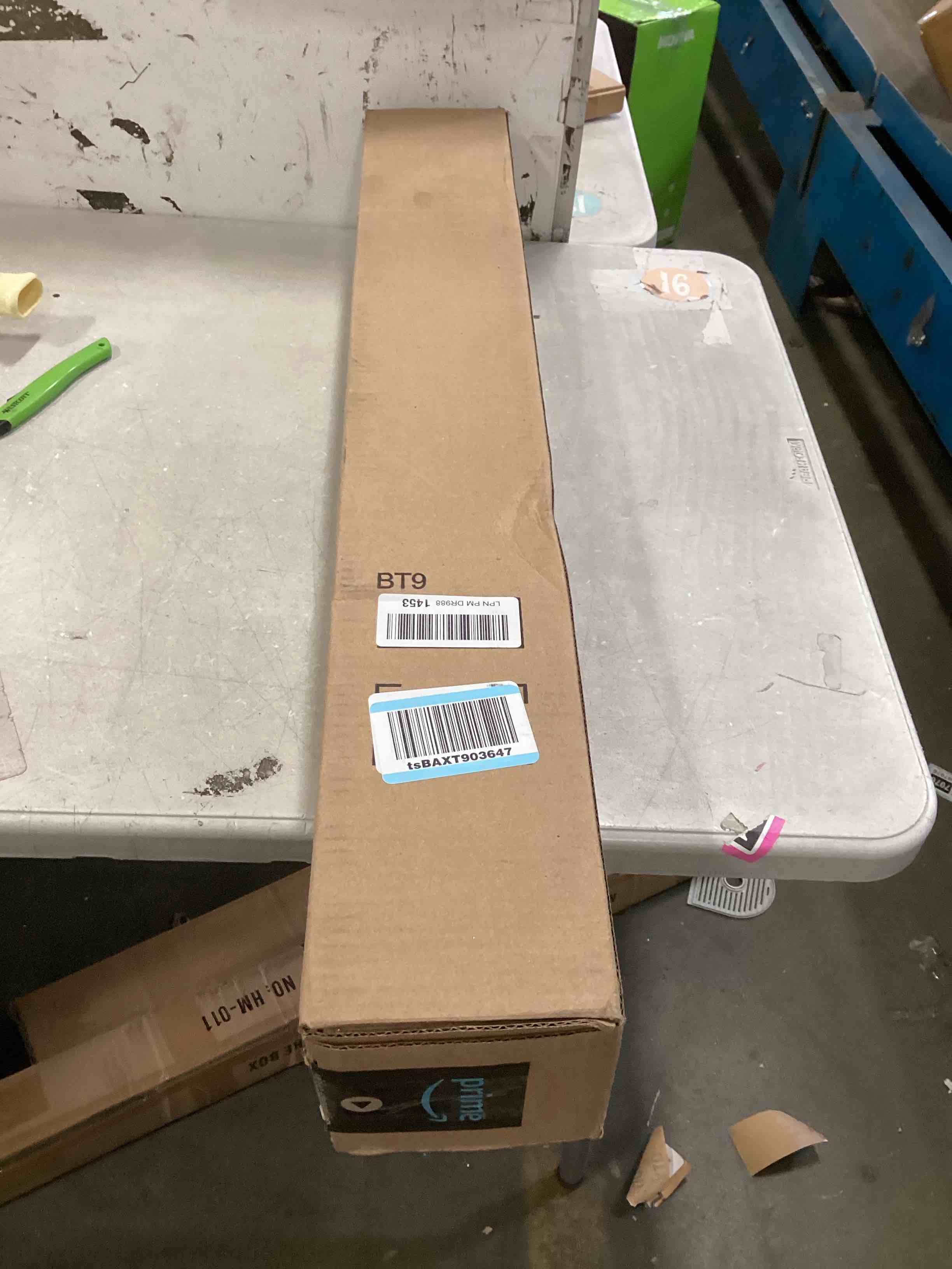 https://s3.amazonaws.com/lotting-images-prod/bidfta/PNK2181387_1745430275029.jpeg