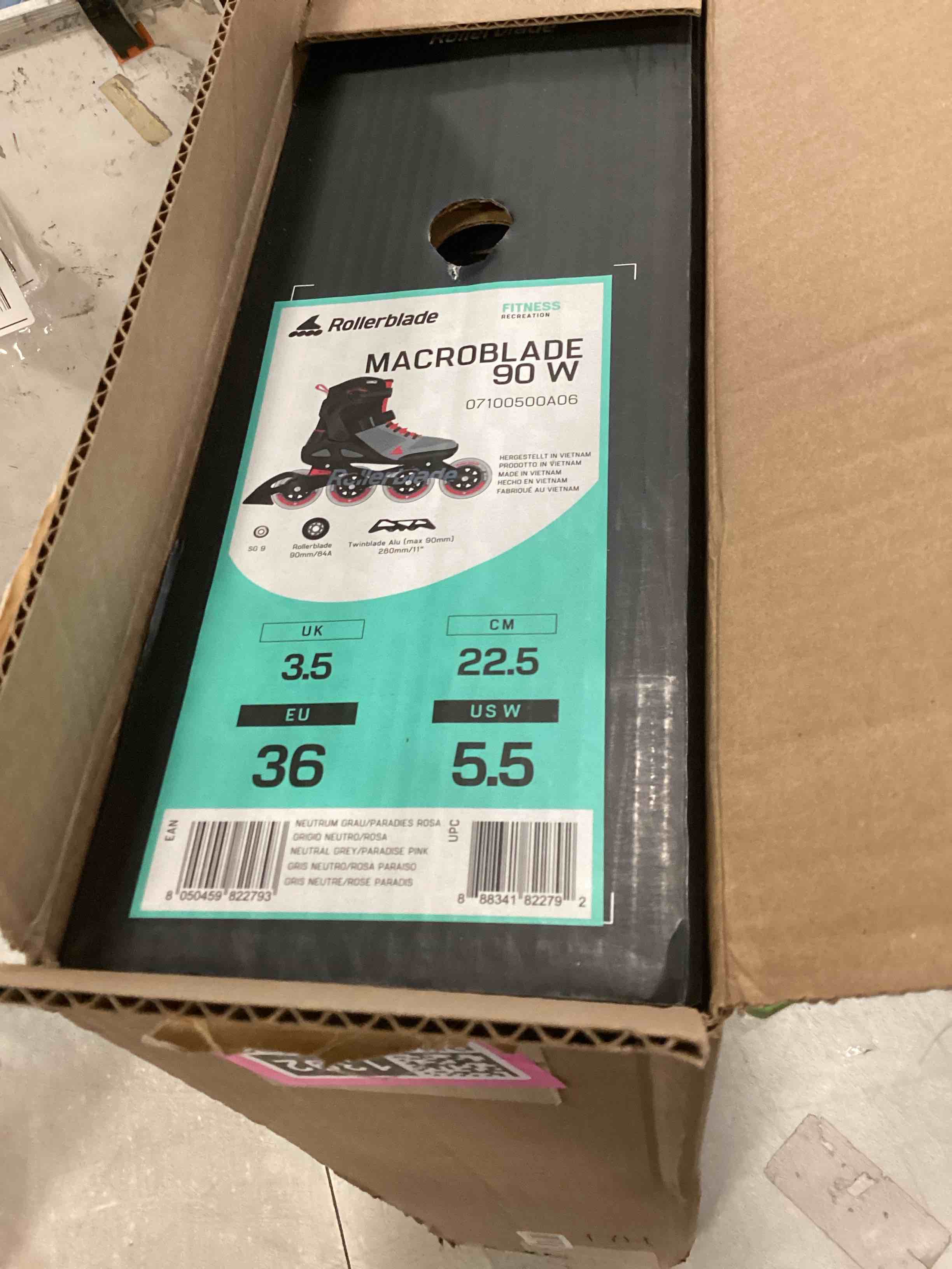 https://s3.amazonaws.com/lotting-images-prod/bidfta/PNK2181392_1745429370711.jpeg