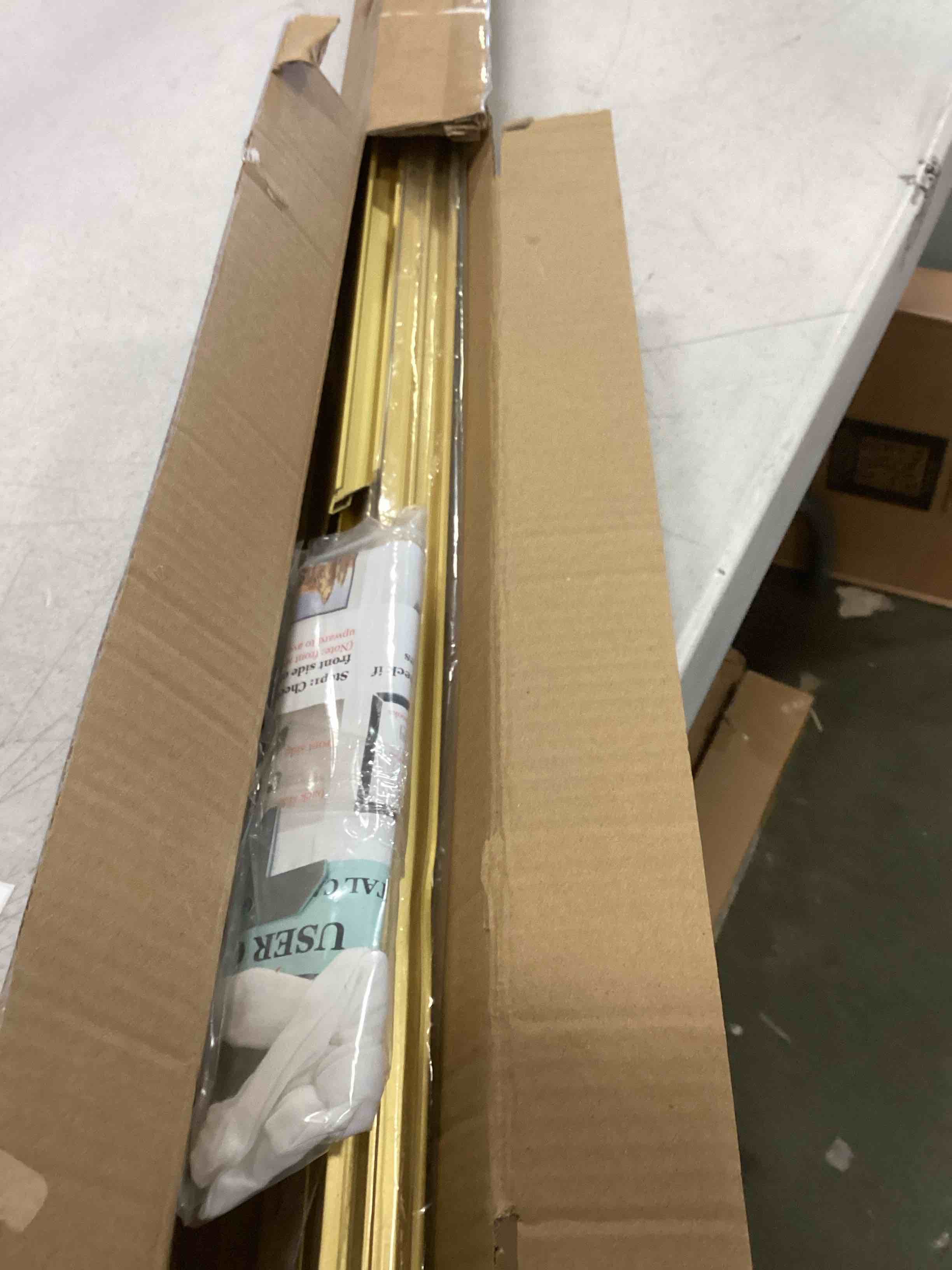 https://s3.amazonaws.com/lotting-images-prod/bidfta/PNK2181515_1745505663641.jpeg