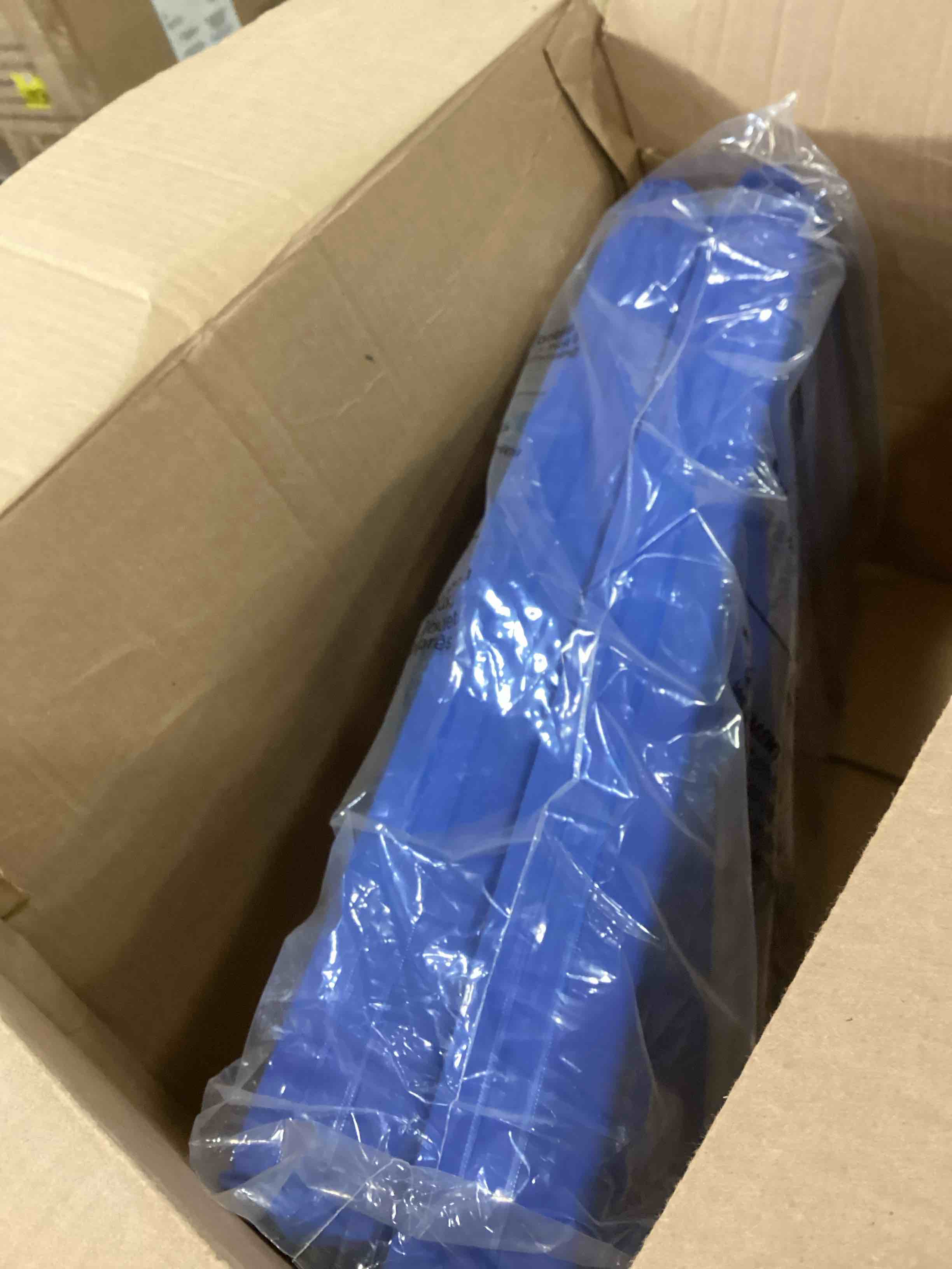 https://s3.amazonaws.com/lotting-images-prod/bidfta/PNK2181547_1745509765016.jpeg