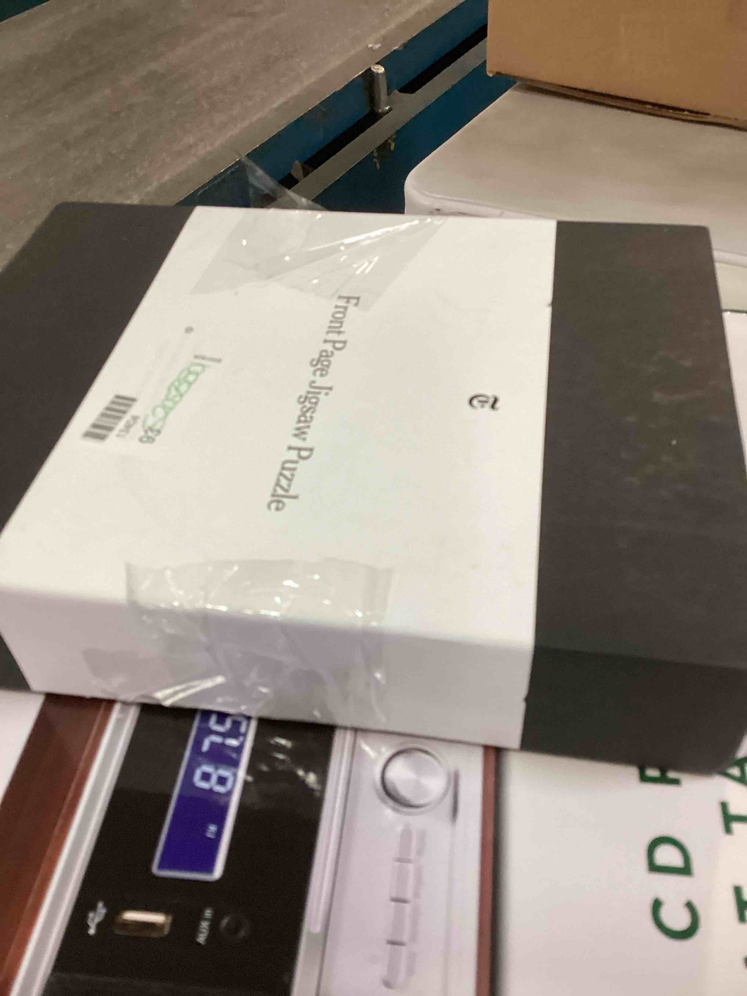 https://s3.amazonaws.com/lotting-images-prod/bidfta/PNK2182306_1743533728386.jpeg