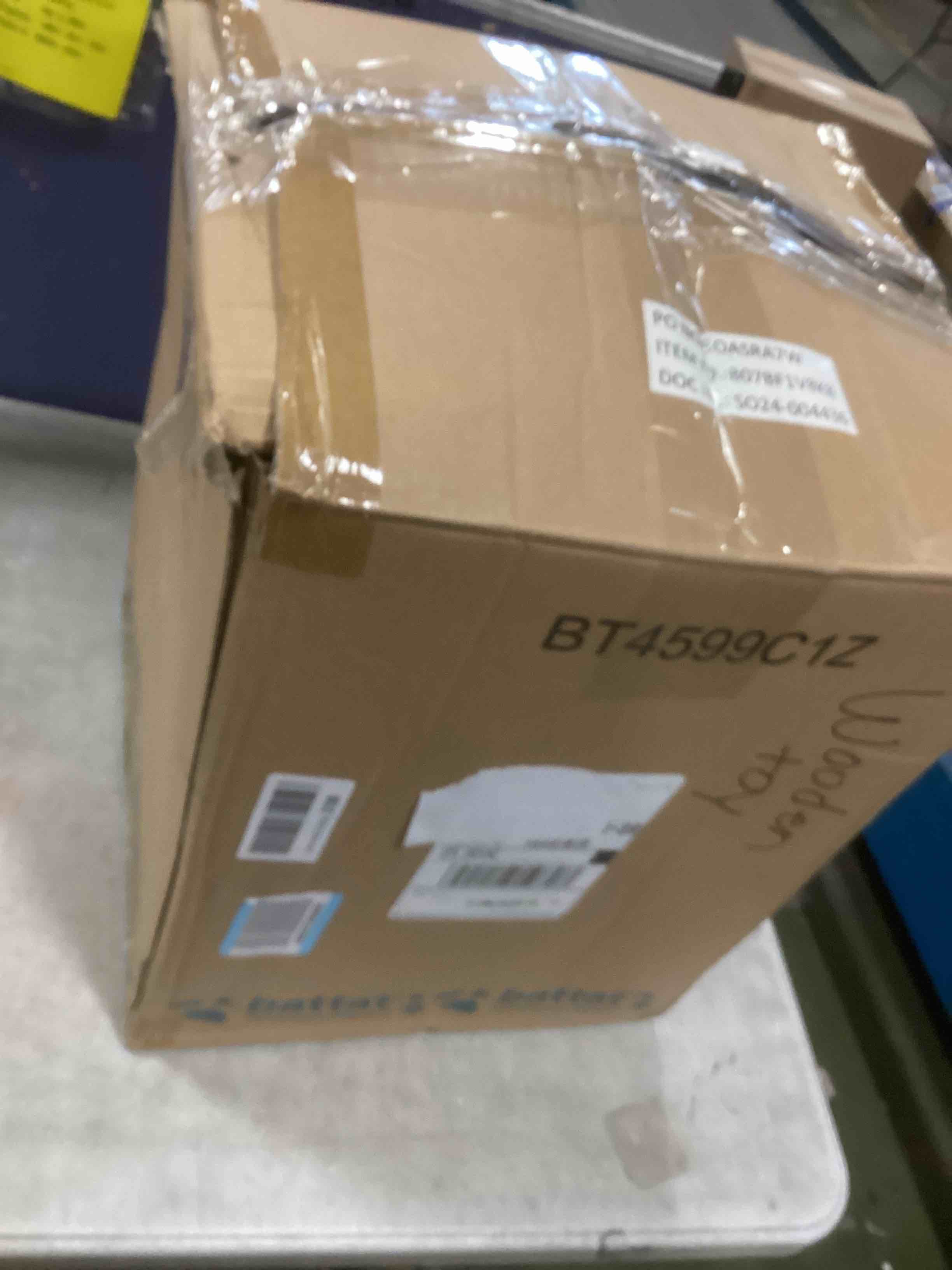 https://s3.amazonaws.com/lotting-images-prod/bidfta/PNK2183664_1744635480766.jpeg