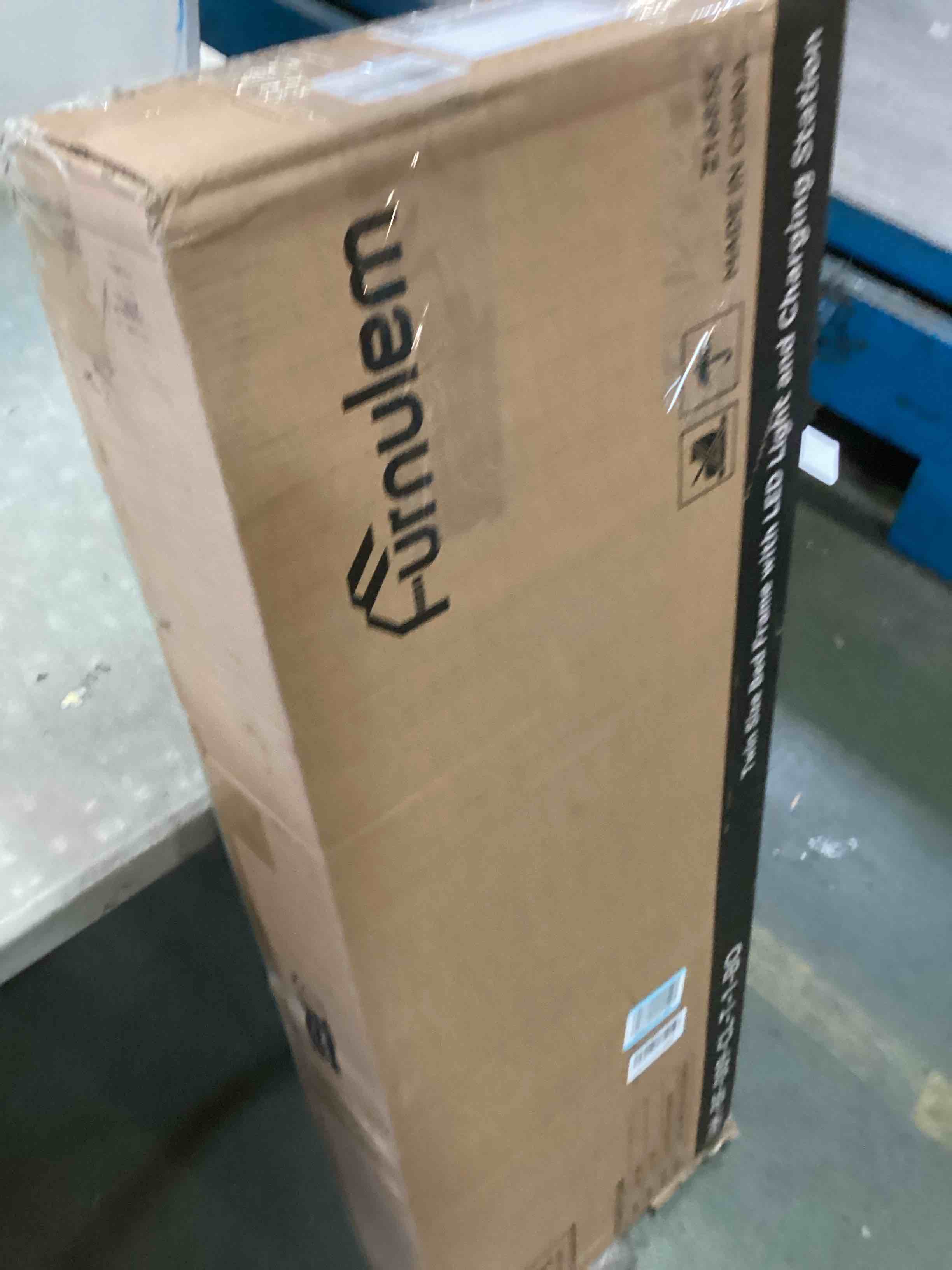 https://s3.amazonaws.com/lotting-images-prod/bidfta/PNK2185162_1744041237447.jpeg
