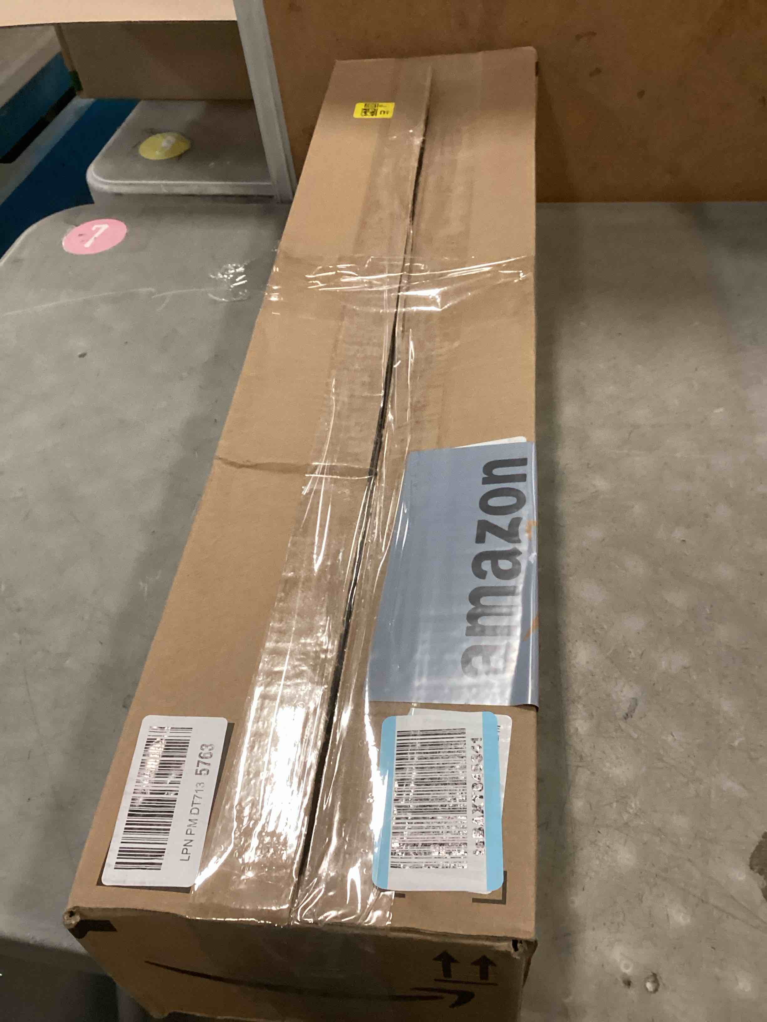 https://s3.amazonaws.com/lotting-images-prod/bidfta/PNK2186145_1745843998131.jpeg