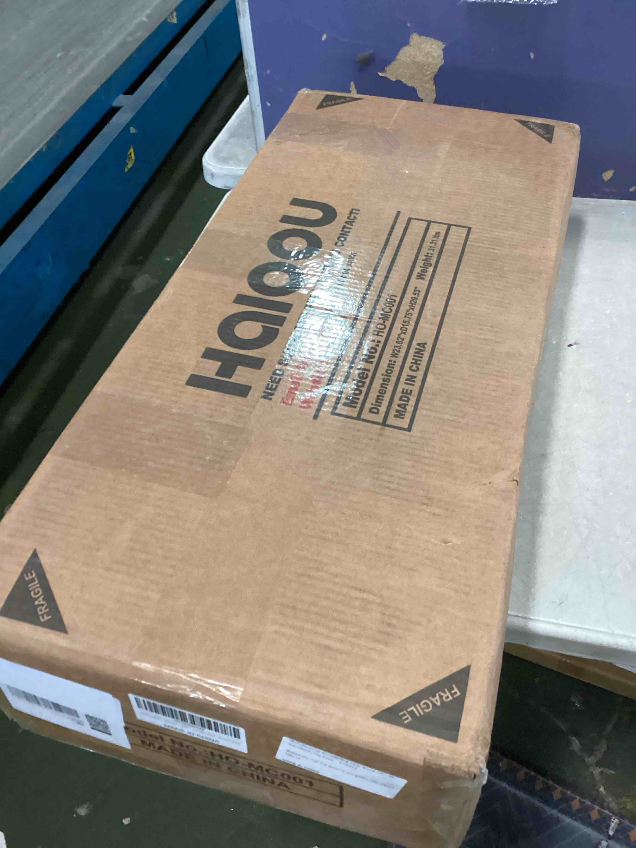 https://s3.amazonaws.com/lotting-images-prod/bidfta/PNK2186349_1746015537903.jpeg
